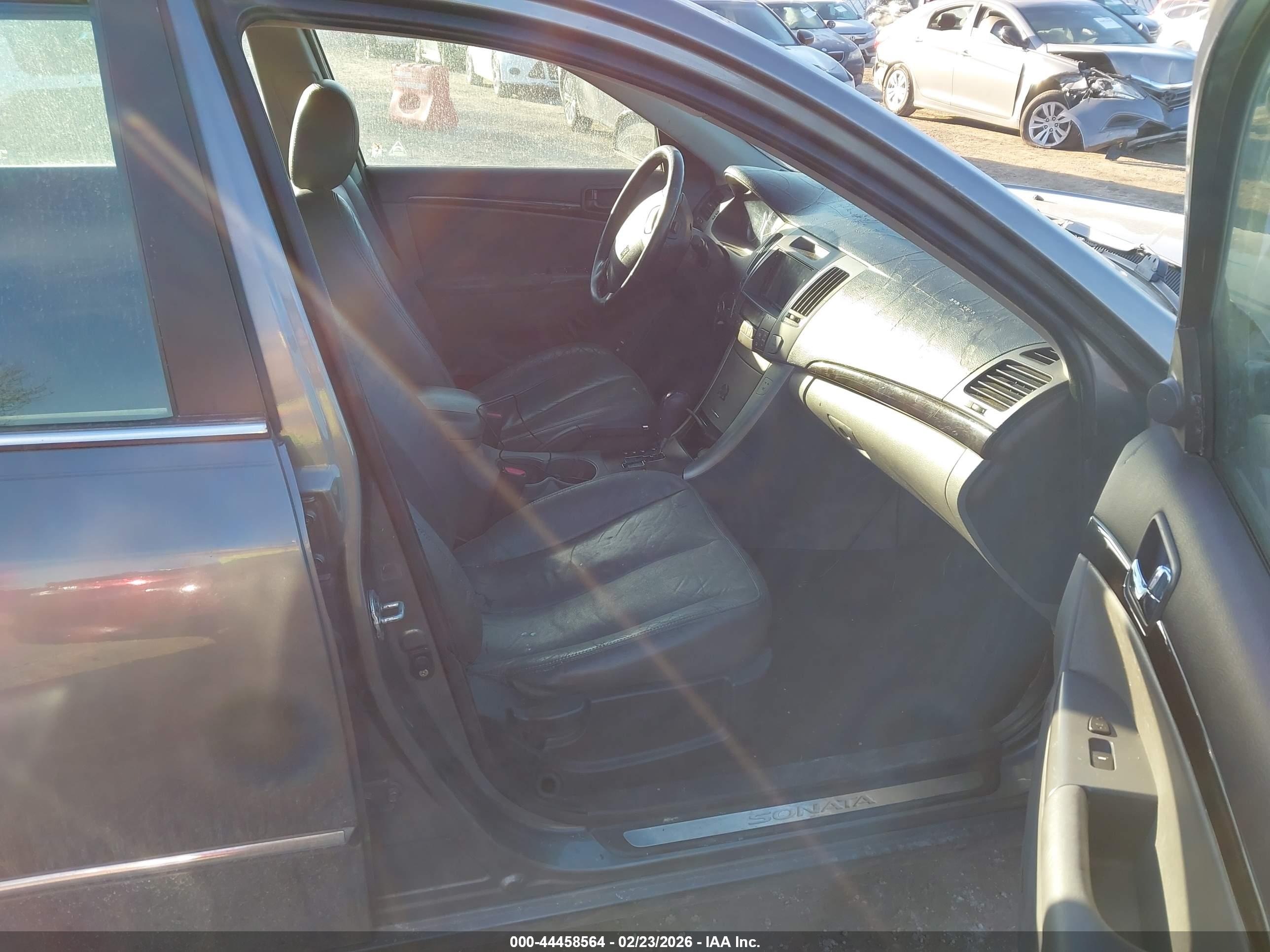 HYUNDAI SONATA image 5