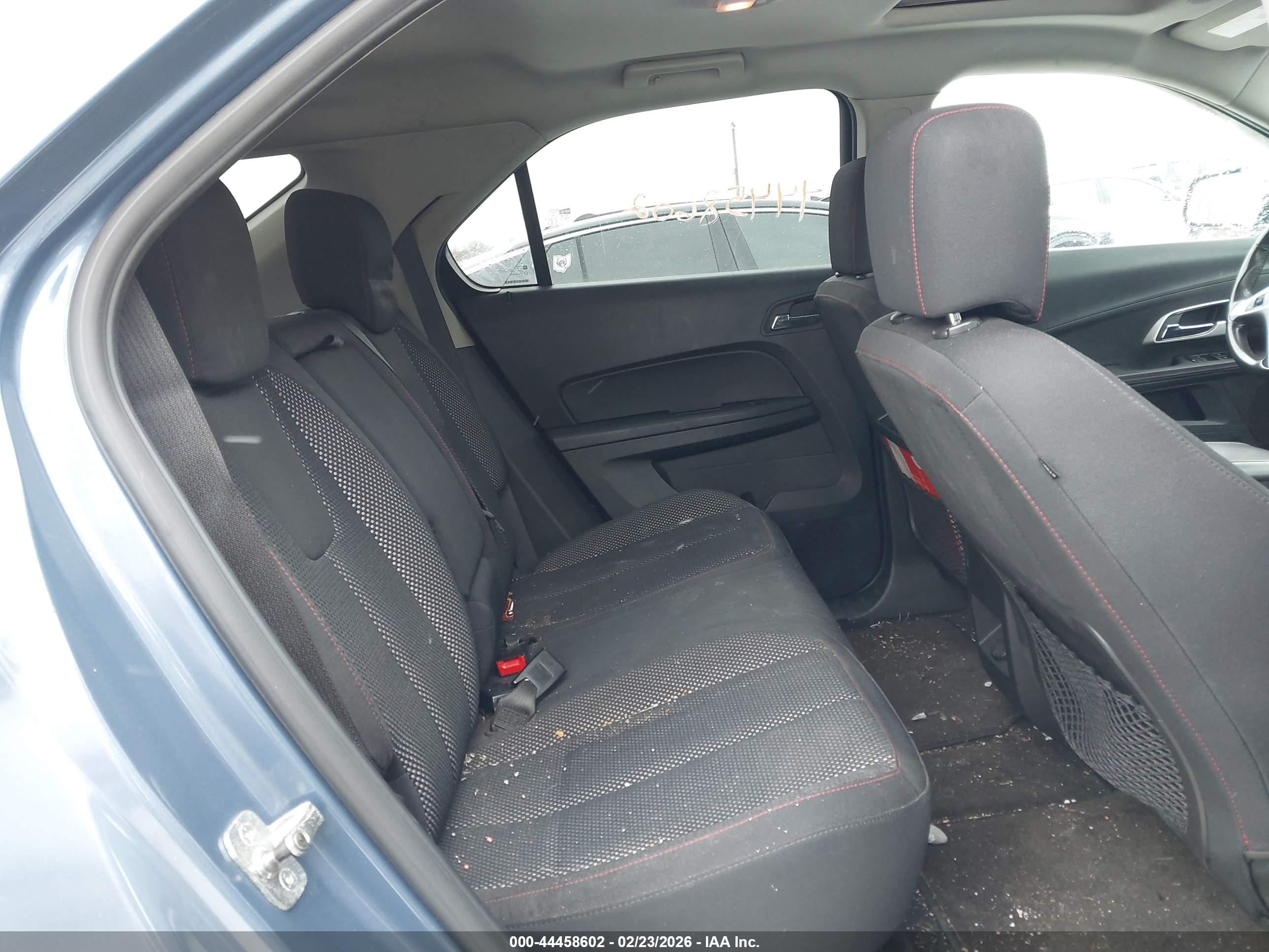 CHEVROLET EQUINOX image 8