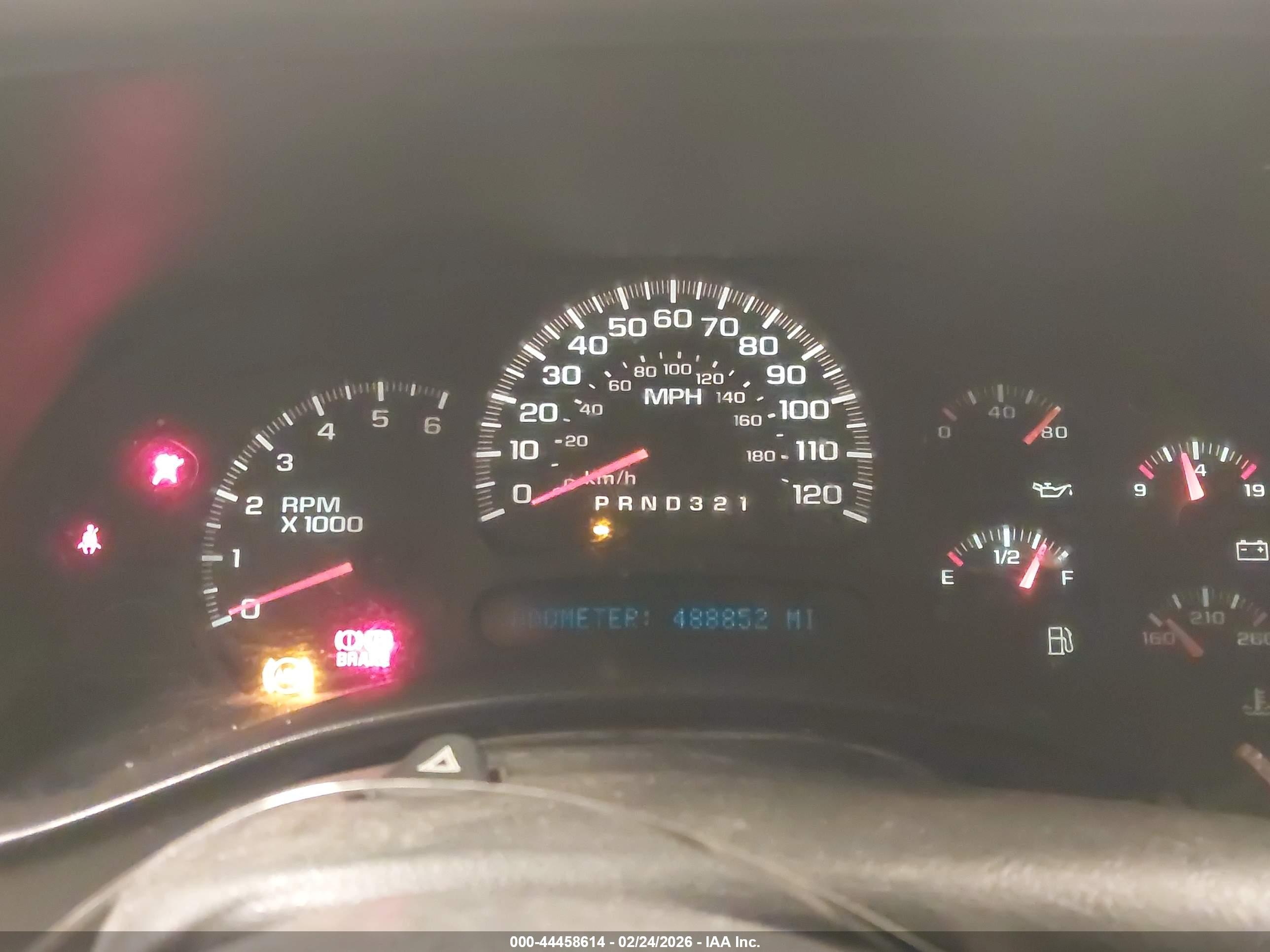 CHEVROLET SILVERADO image 7