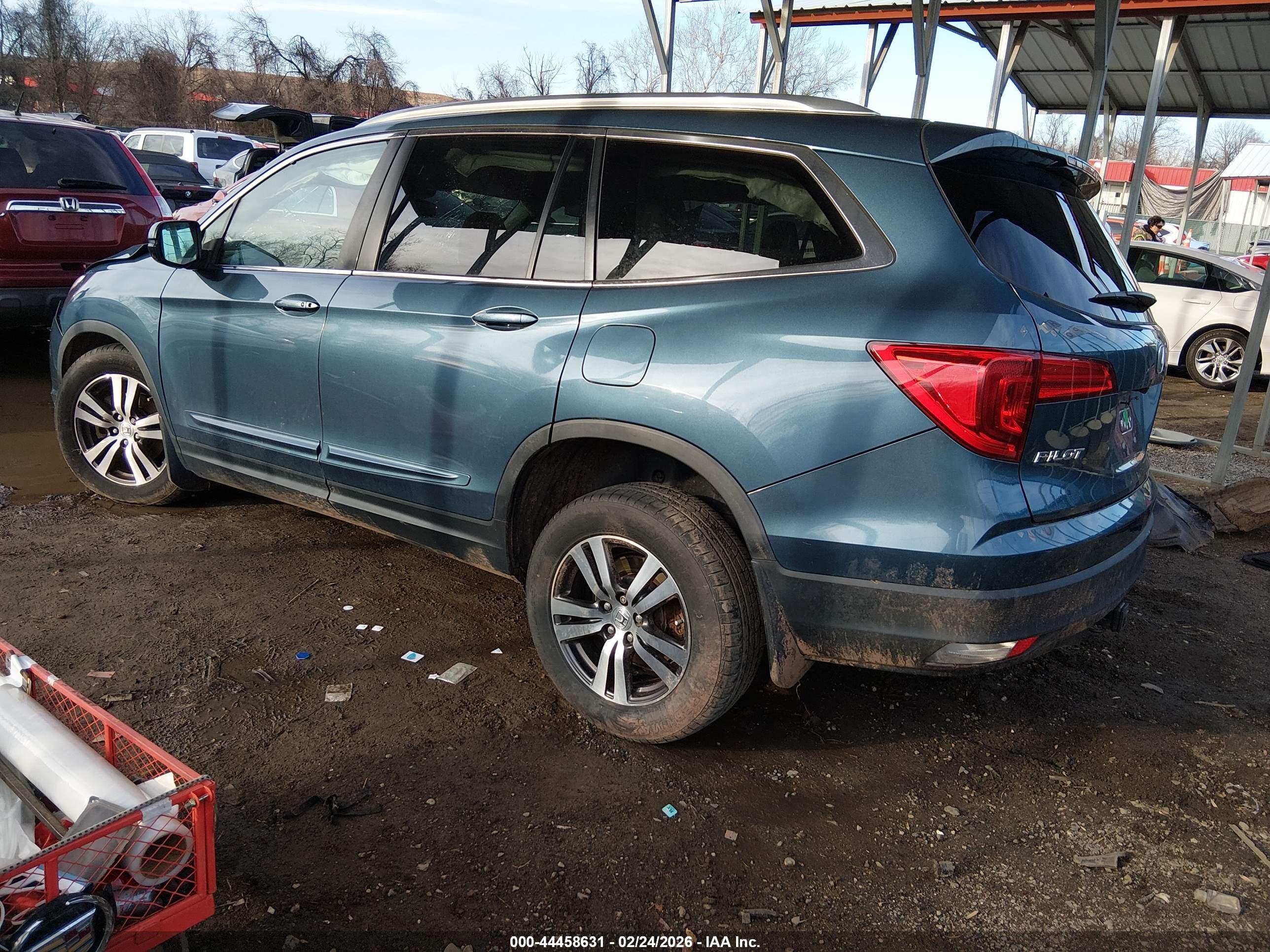 HONDA PILOT image 3