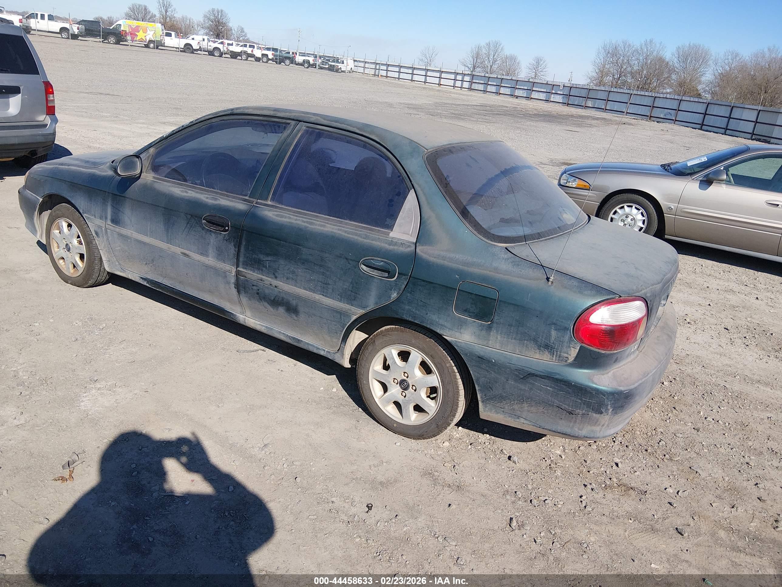 KIA SEPHIA image 3