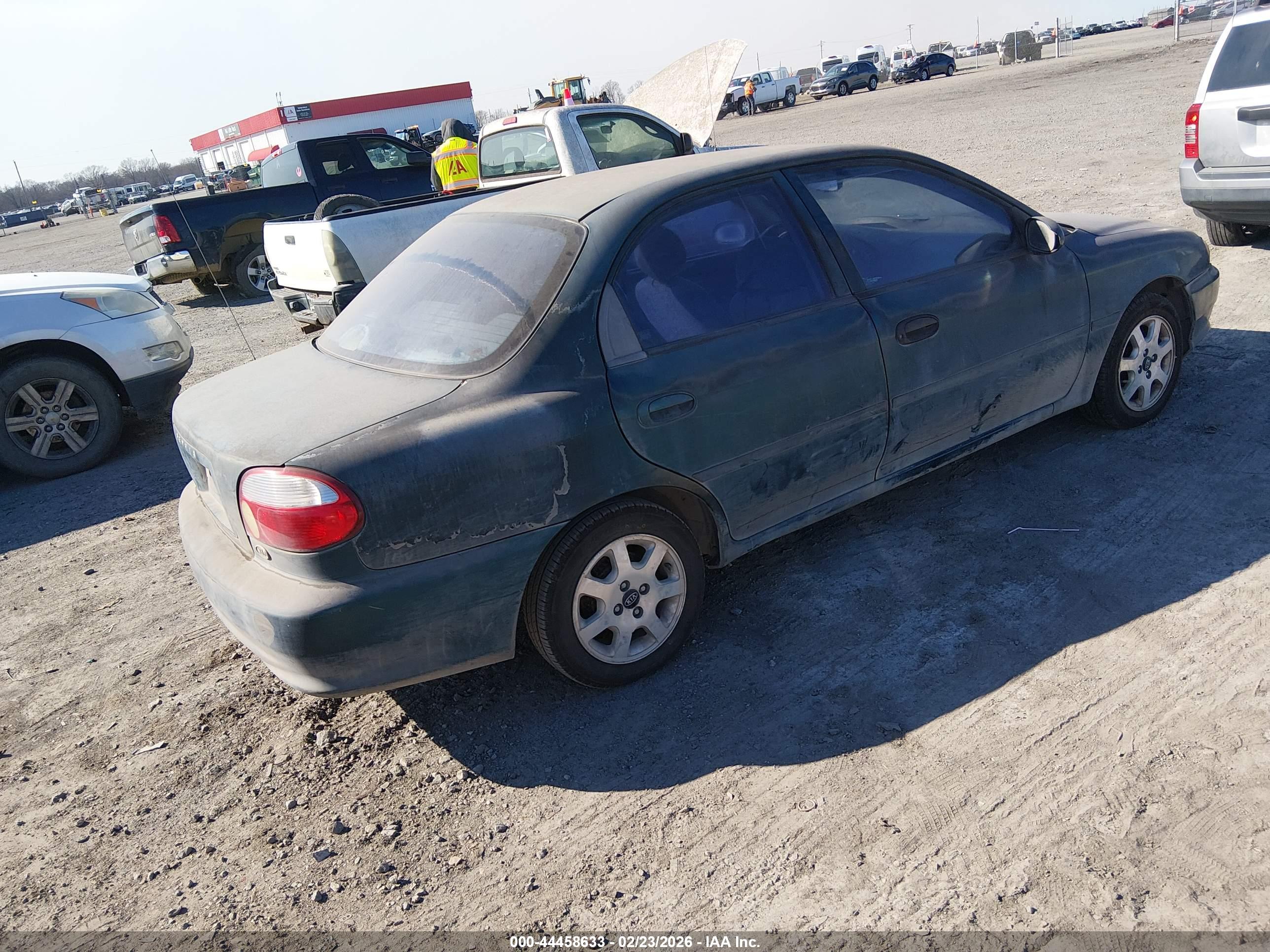 KIA SEPHIA image 4