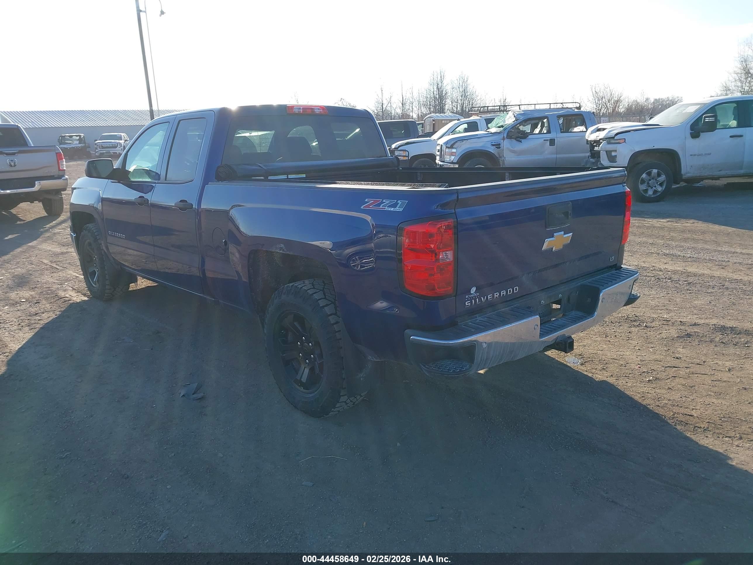 CHEVROLET SILVERADO image 3