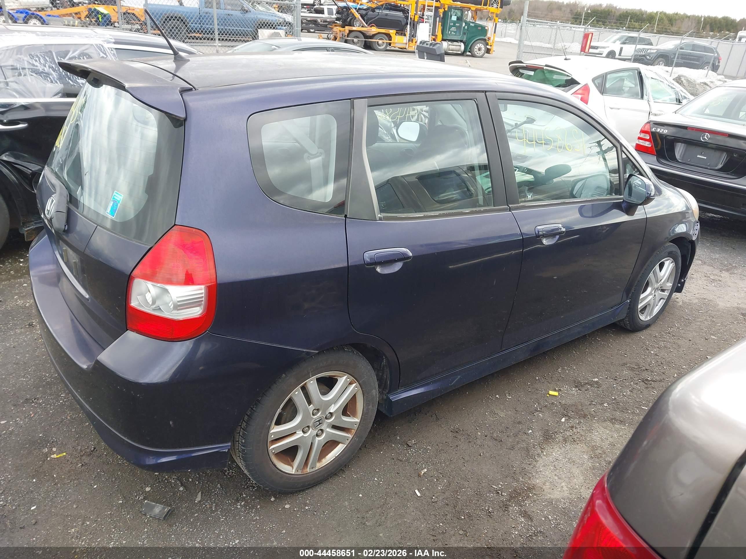 HONDA FIT image 4