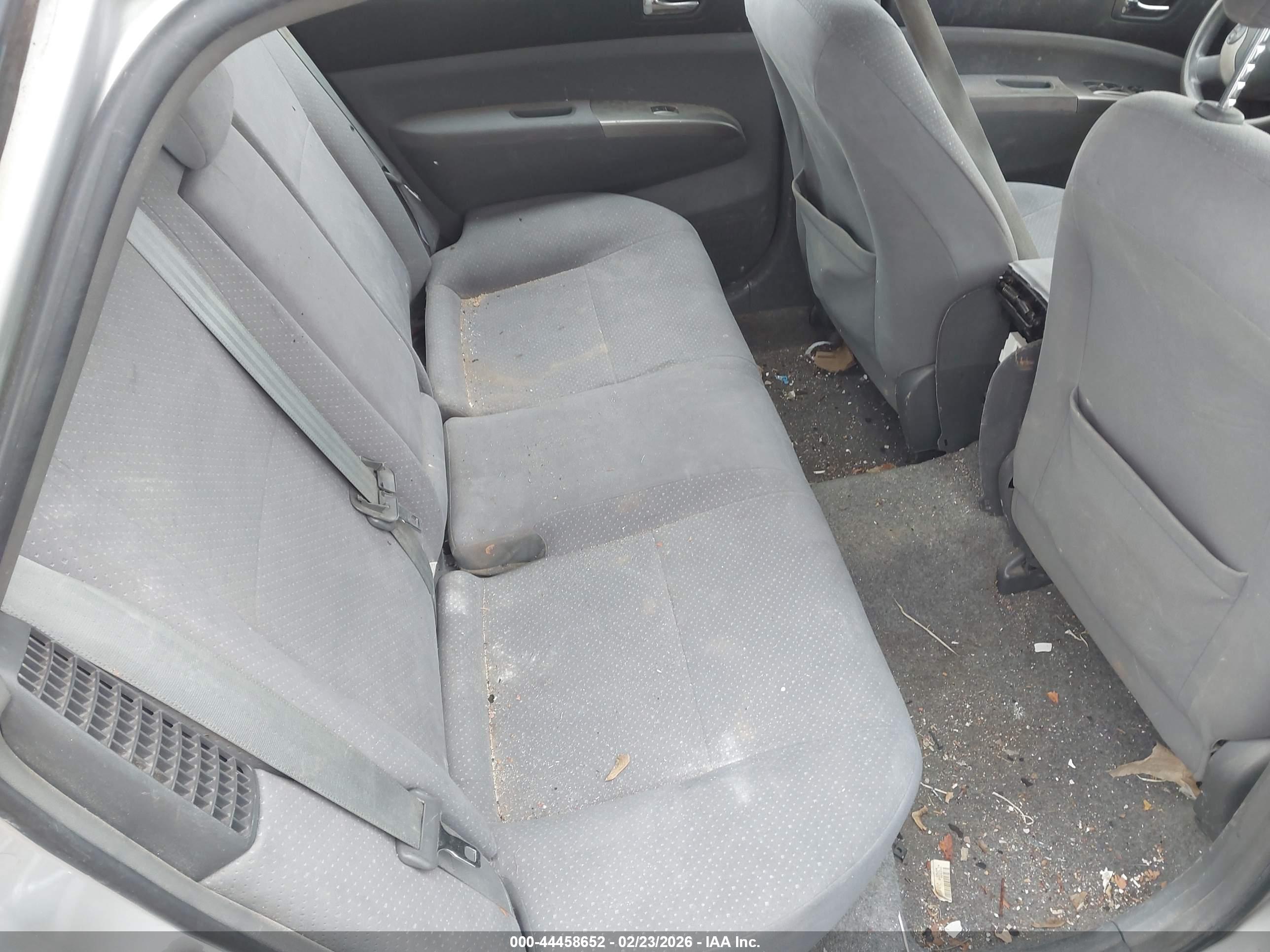 TOYOTA PRIUS image 8