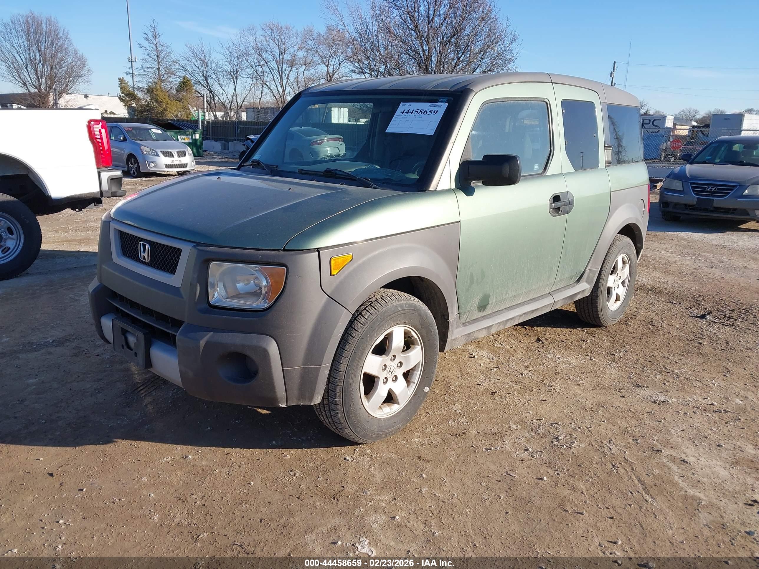 HONDA ELEMENT image 2
