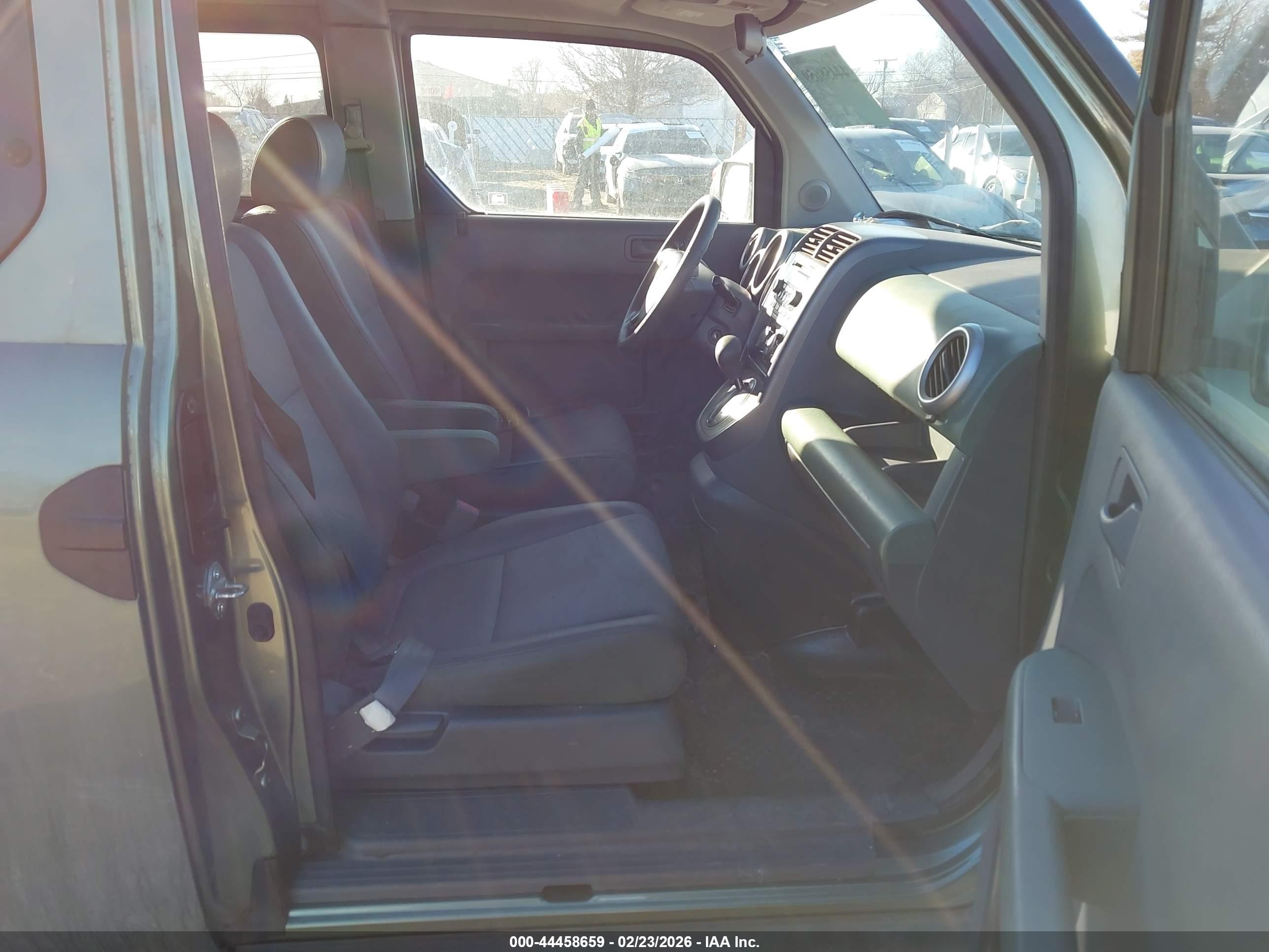 HONDA ELEMENT image 5