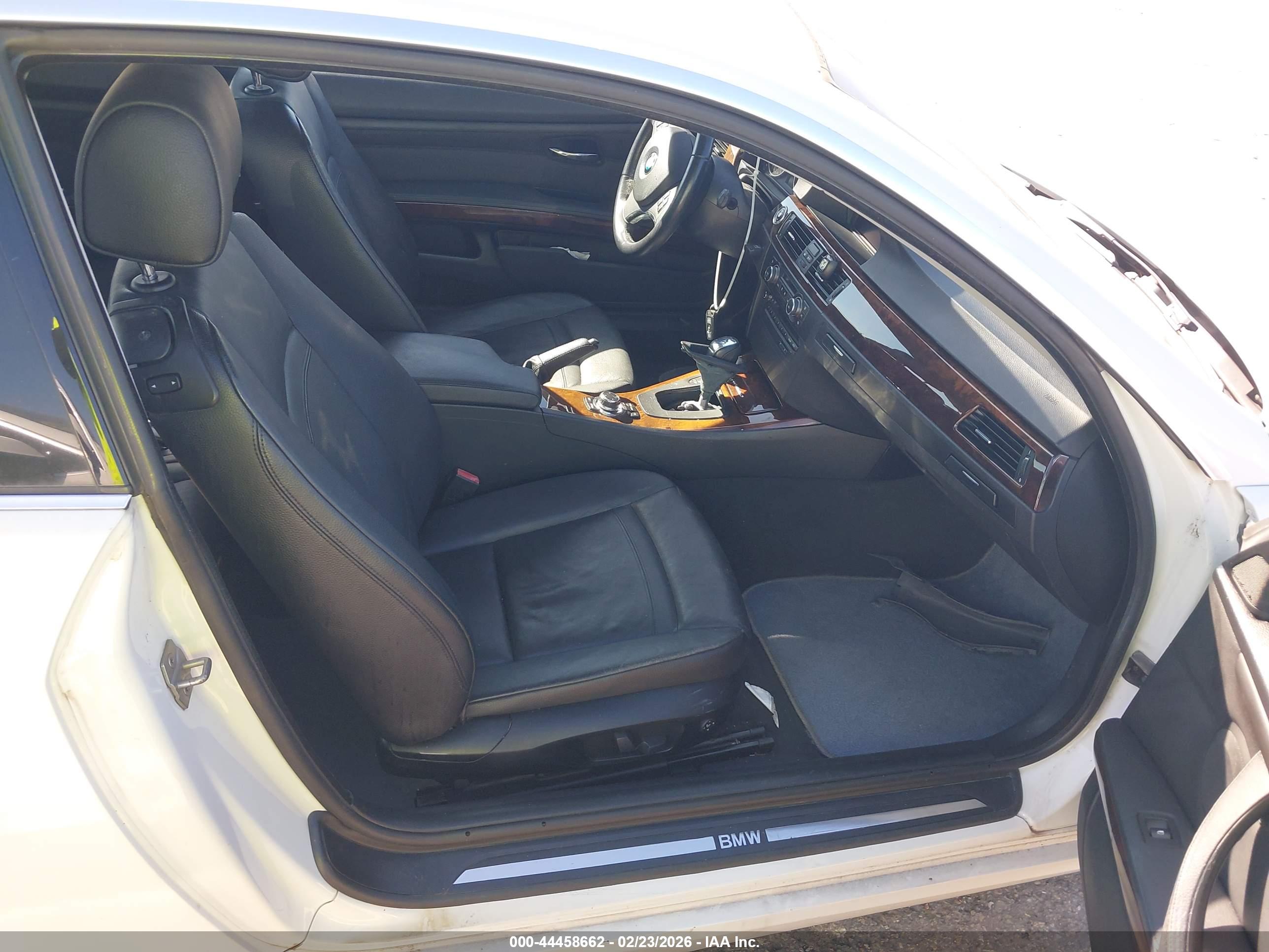 BMW 328I image 5