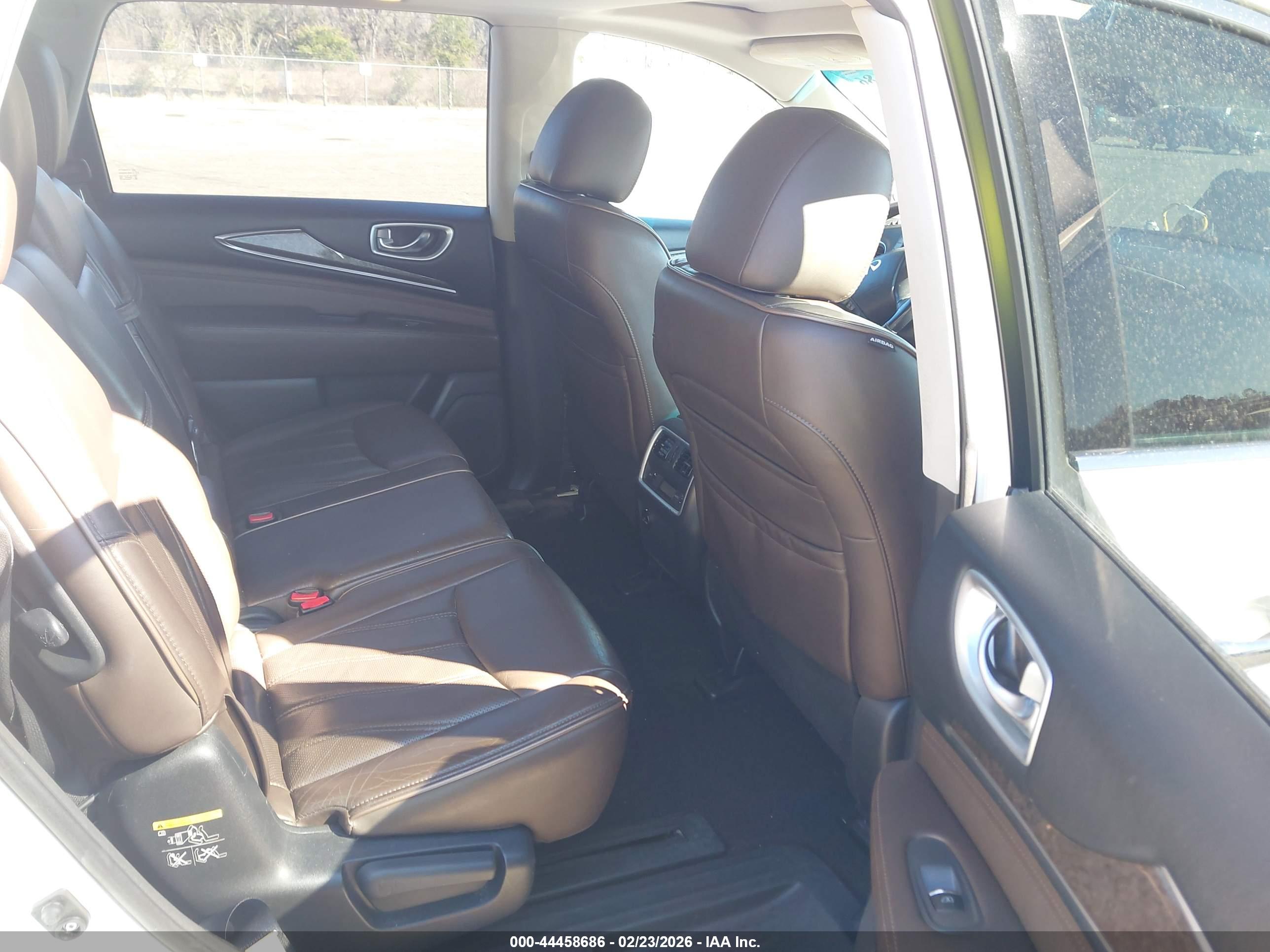 INFINITI QX60 image 8