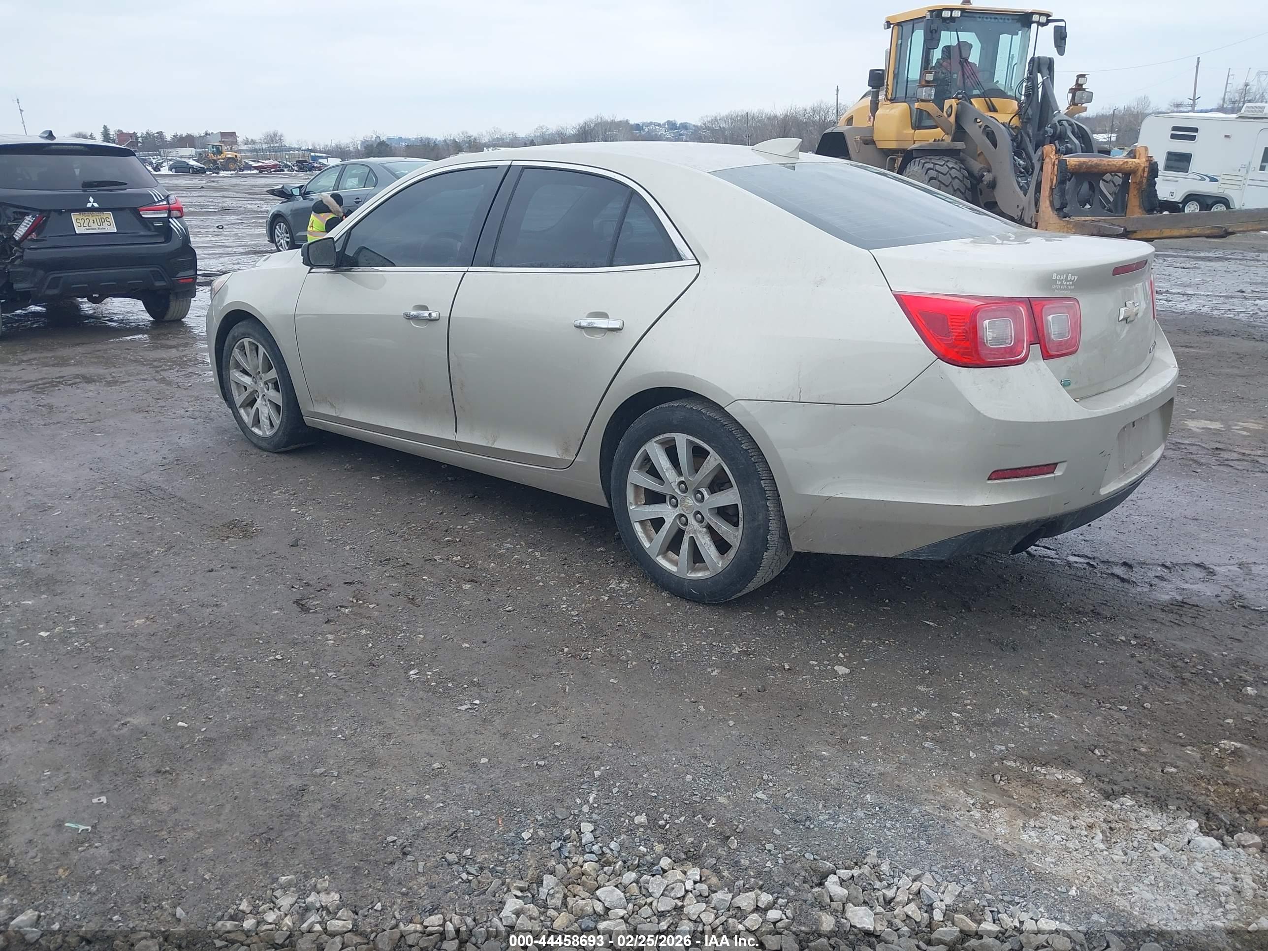CHEVROLET MALIBU image 3