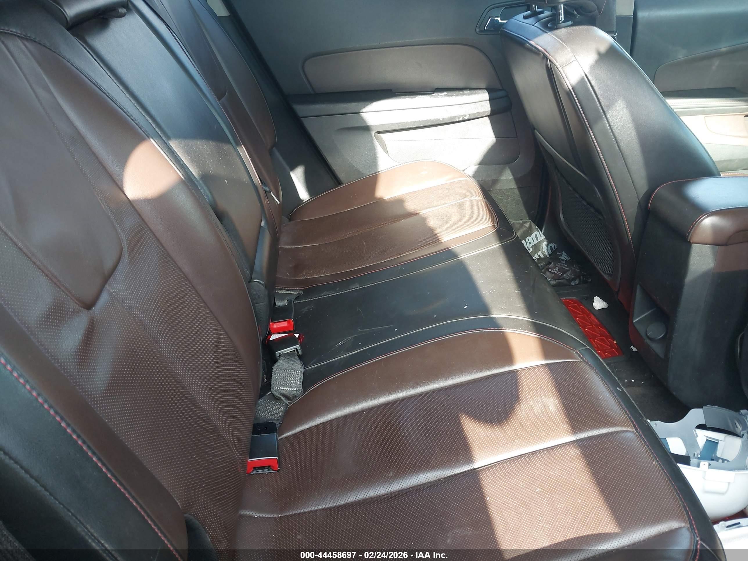 CHEVROLET EQUINOX image 8