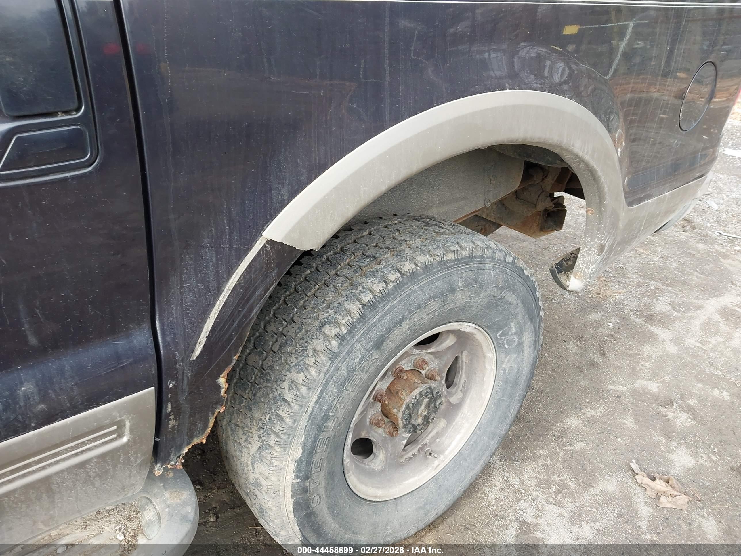 FORD EXCURSION image 6