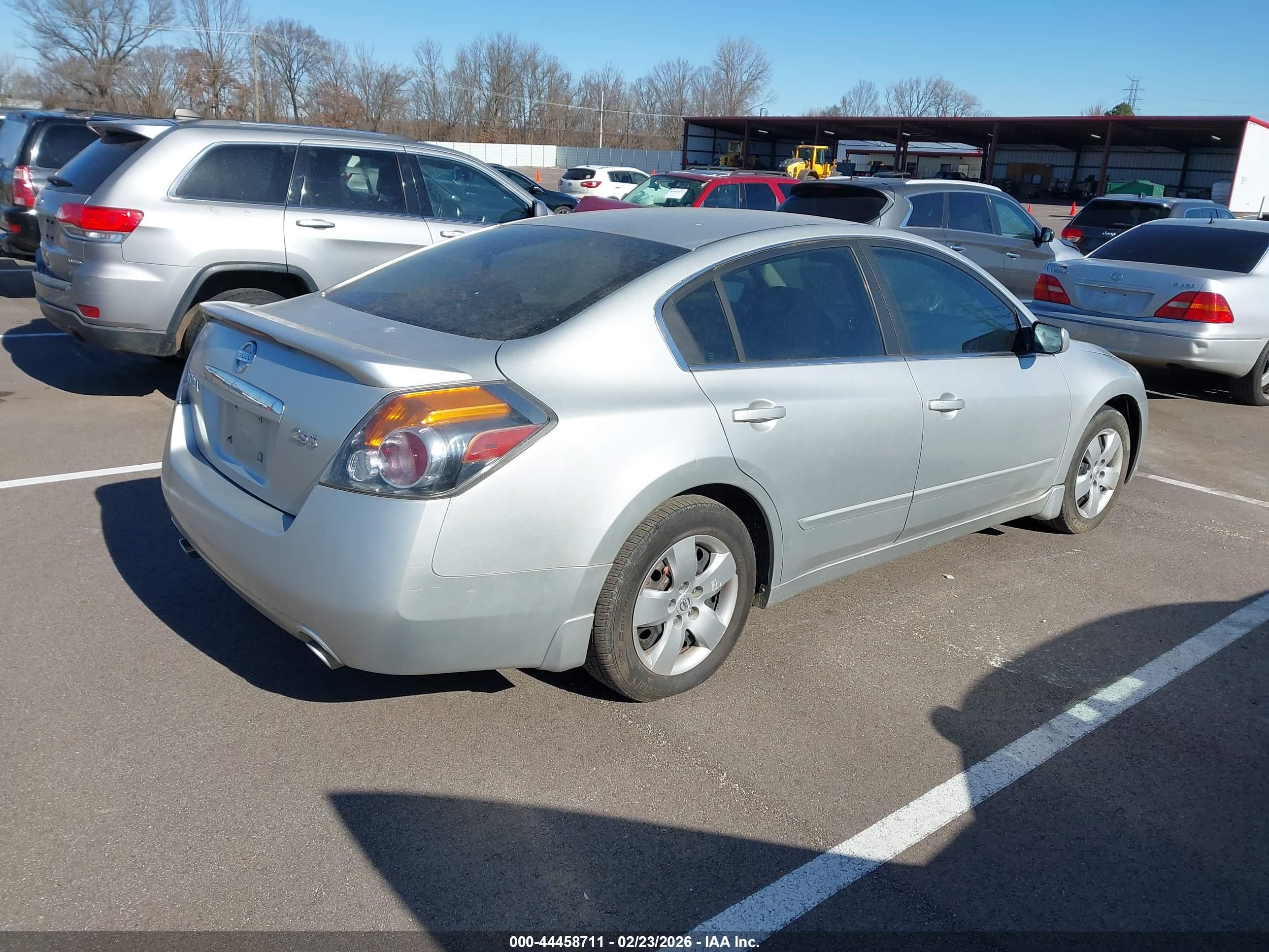 NISSAN ALTIMA image 4