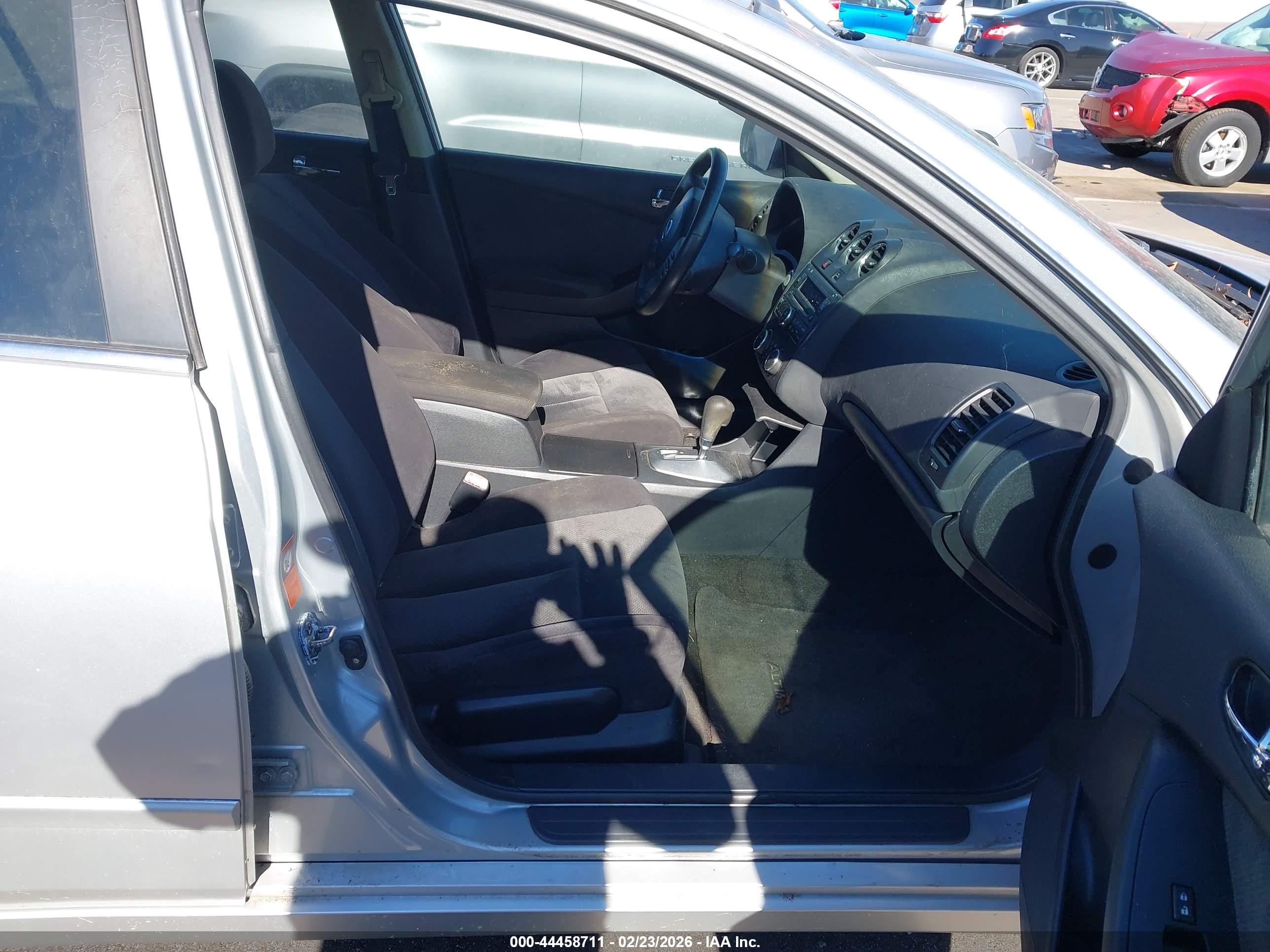 NISSAN ALTIMA image 5