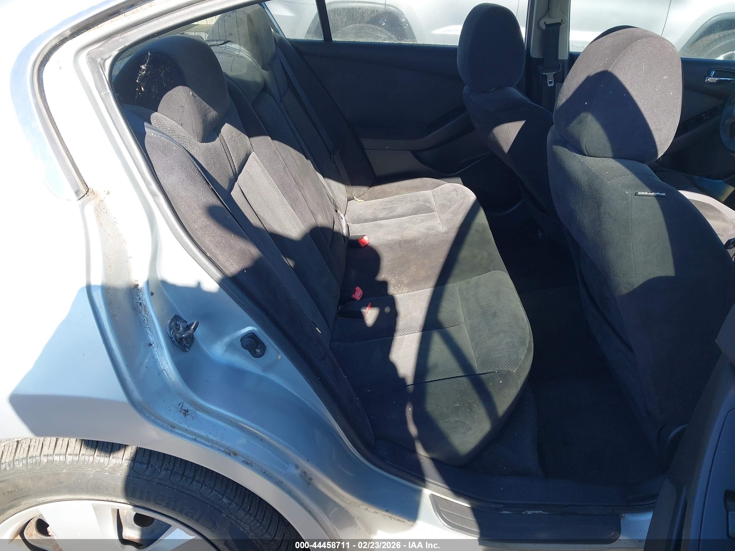 NISSAN ALTIMA image 8