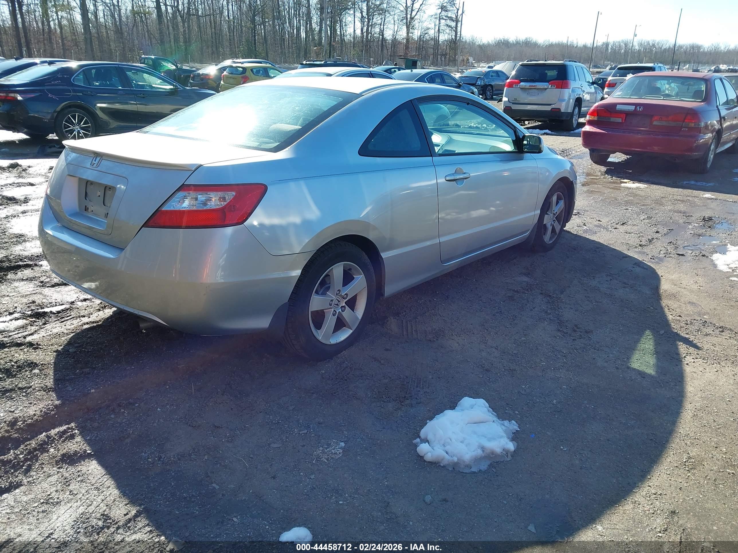 HONDA CIVIC image 4