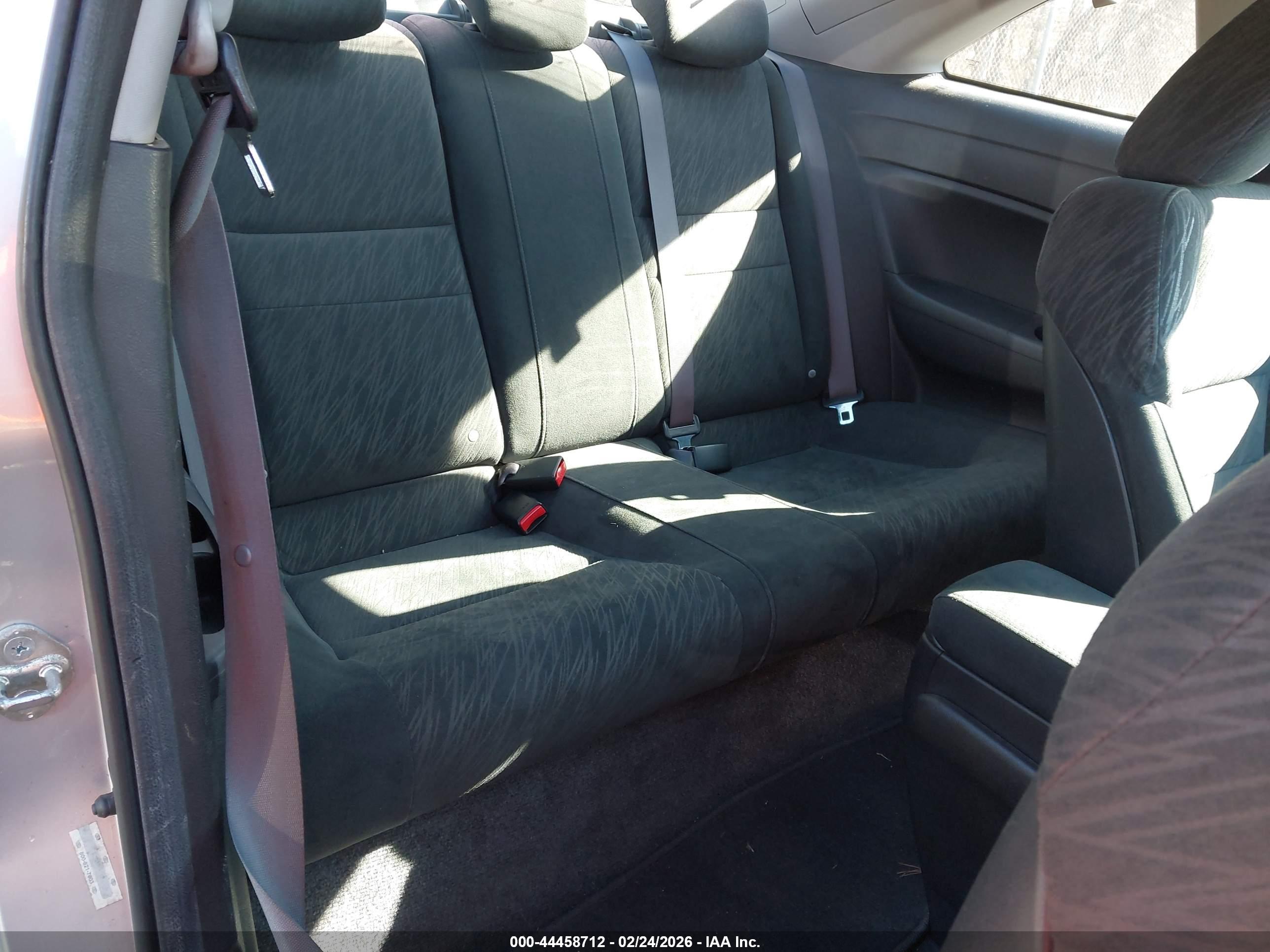 HONDA CIVIC image 8