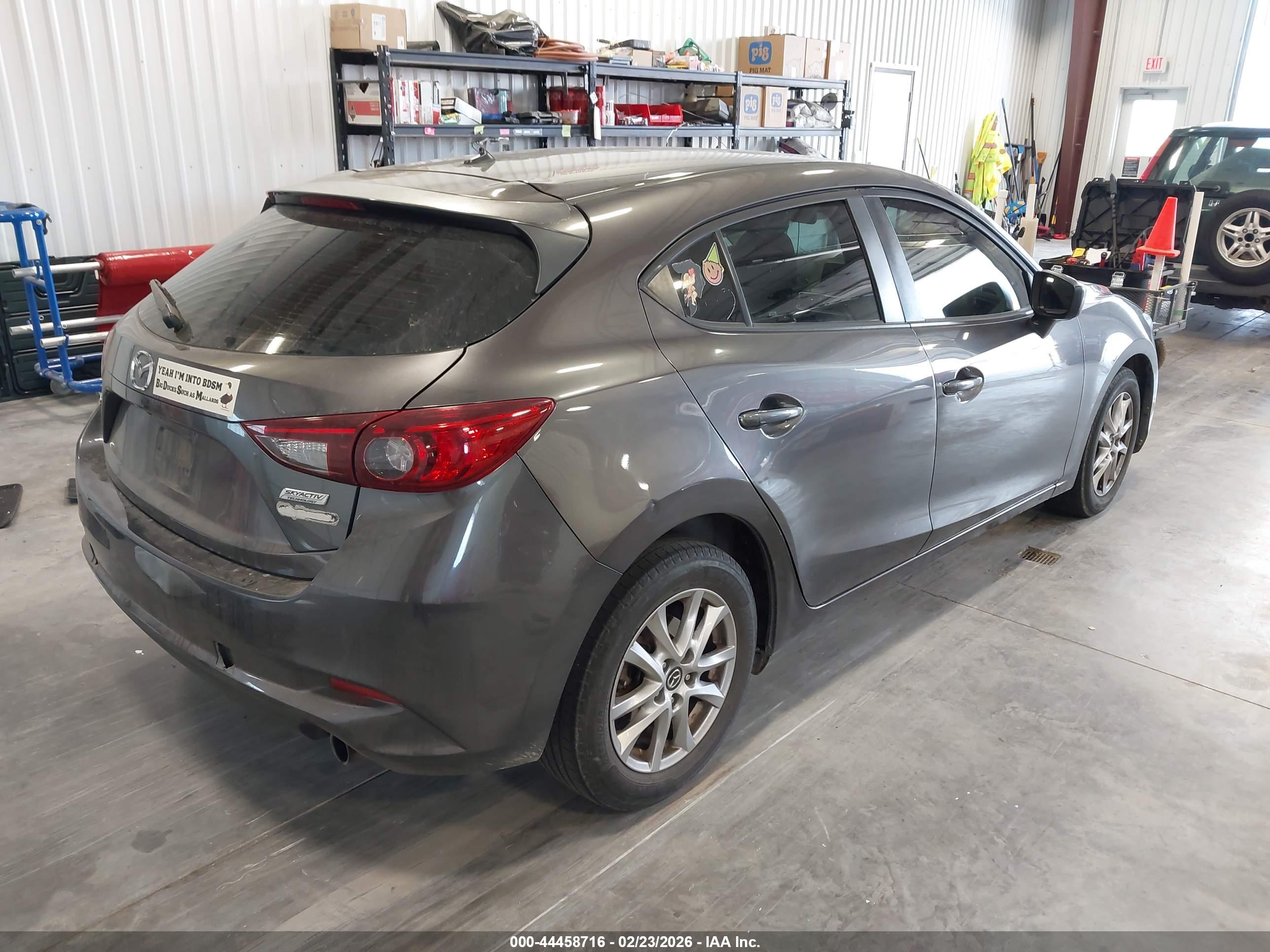 MAZDA MAZDA3 image 4