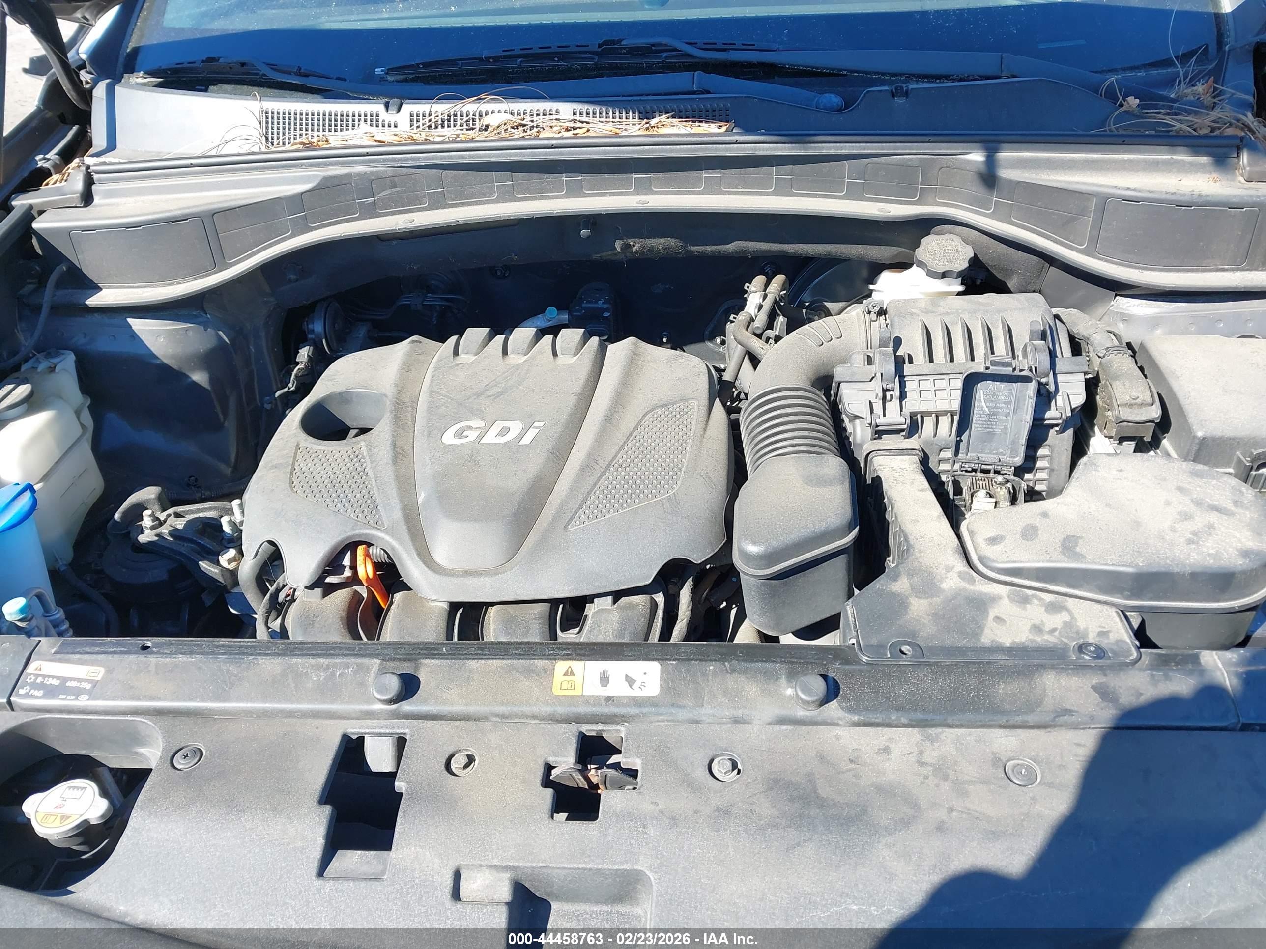 HYUNDAI SANTA image 10