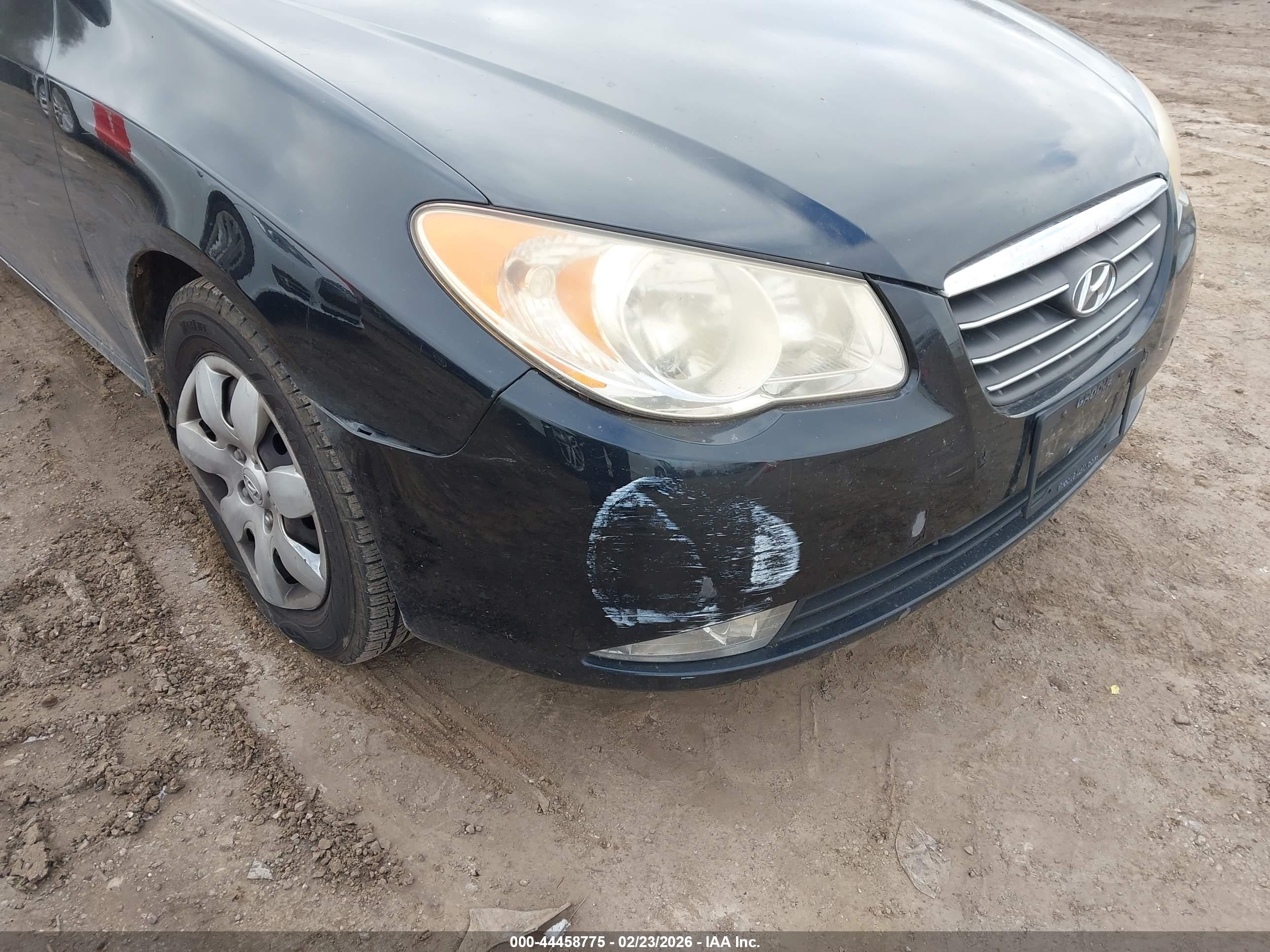 HYUNDAI ELANTRA image 6