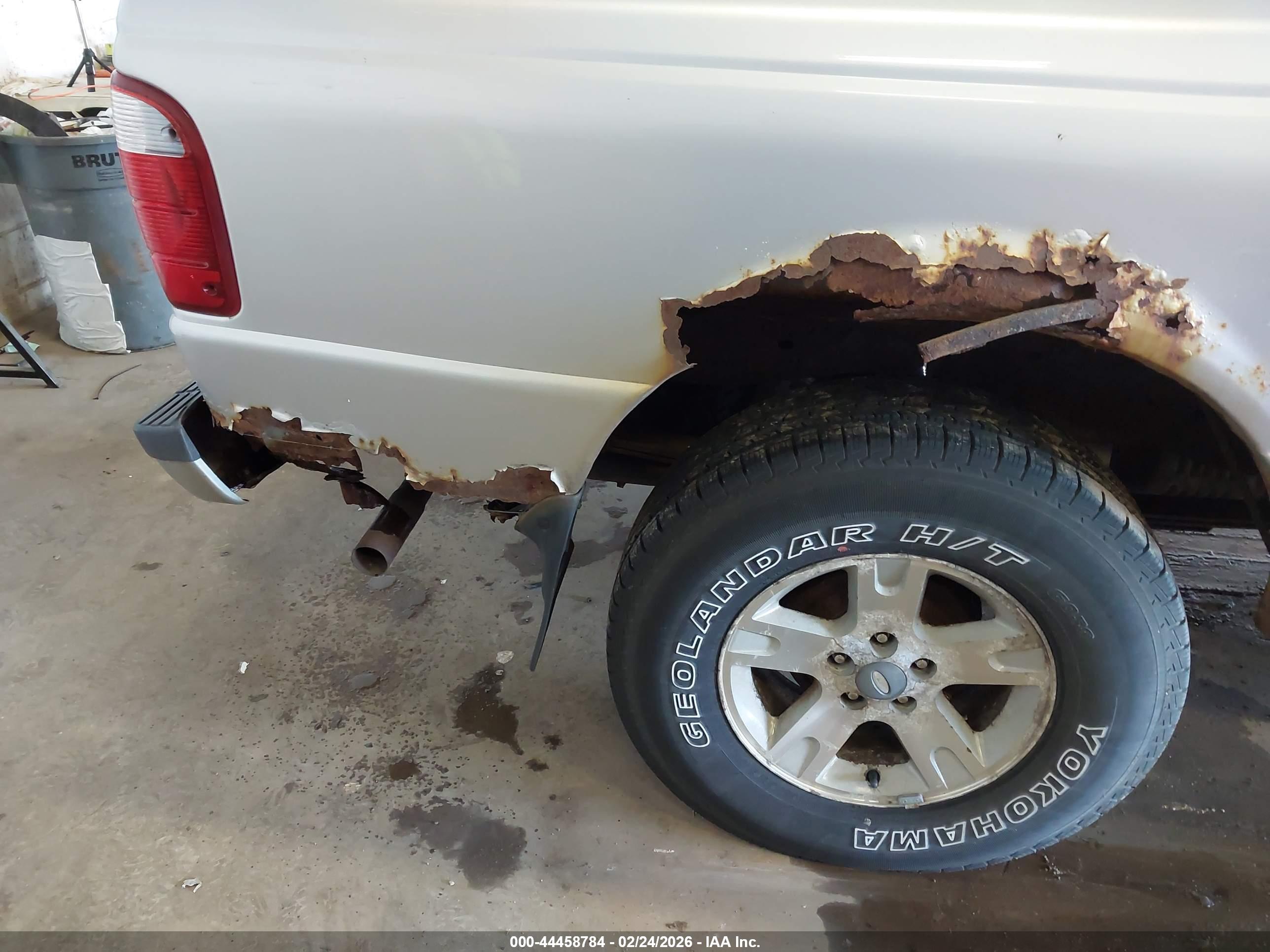 FORD RANGER image 6