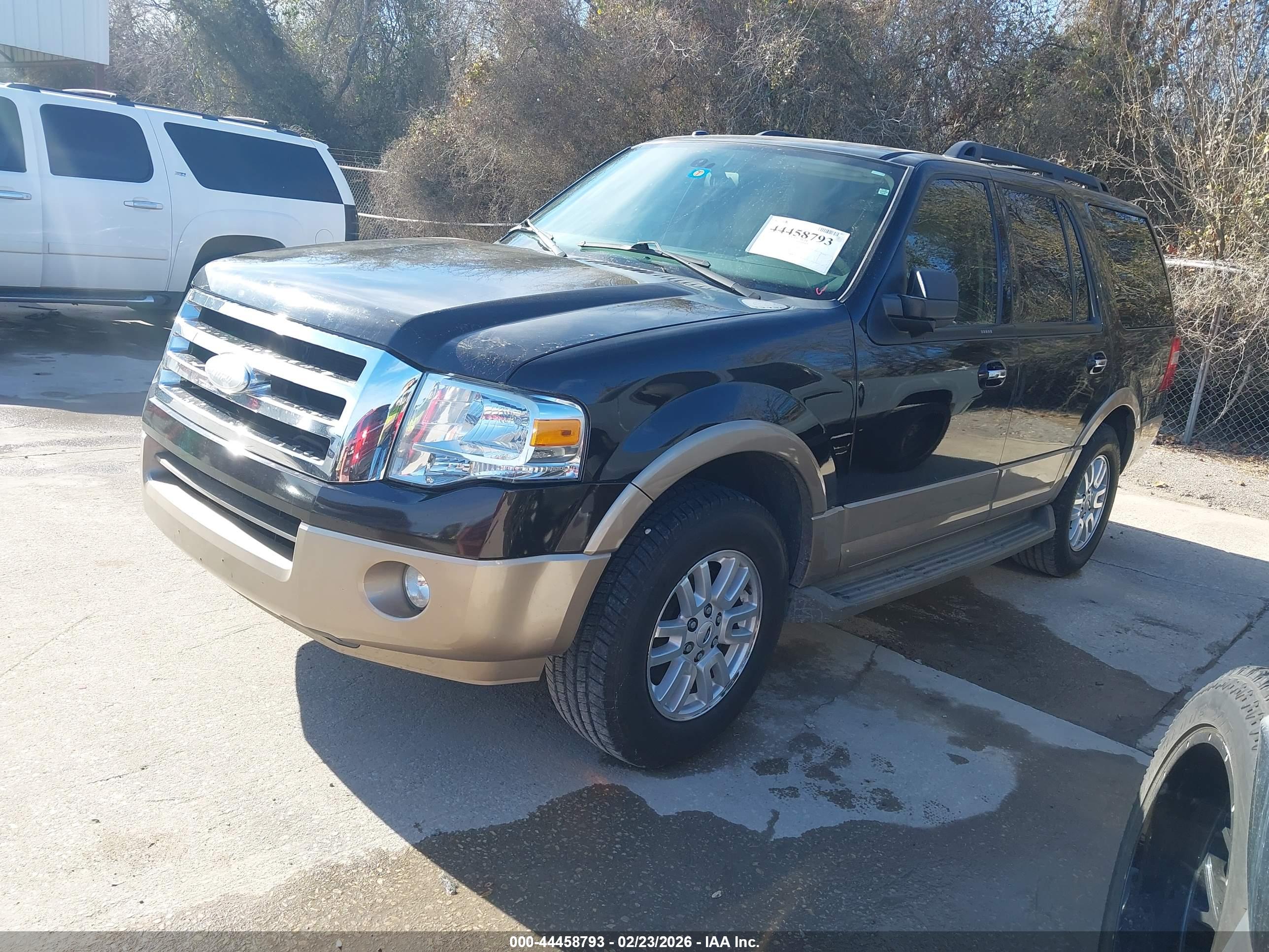 FORD EXPEDITION image 2