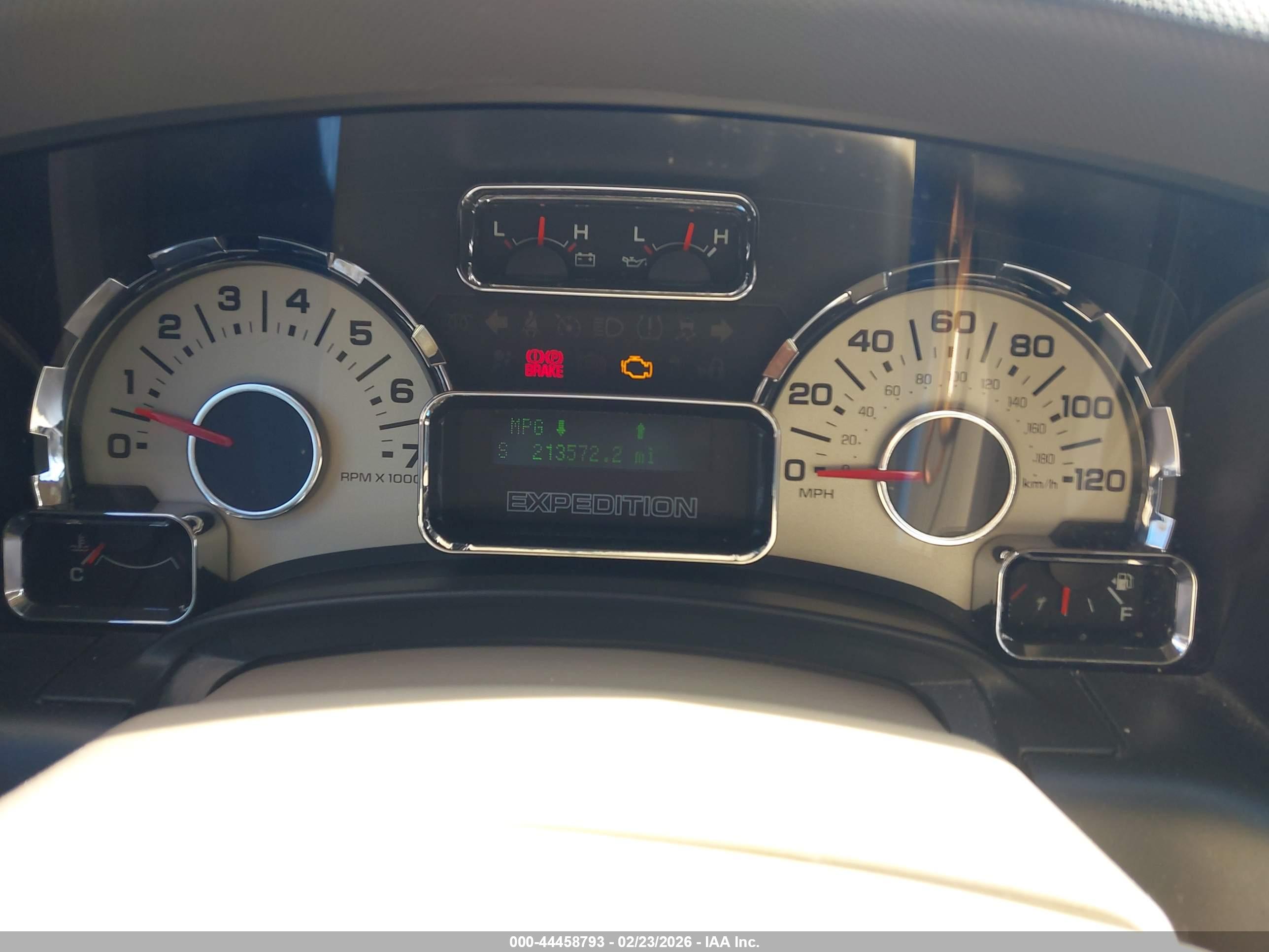FORD EXPEDITION image 7