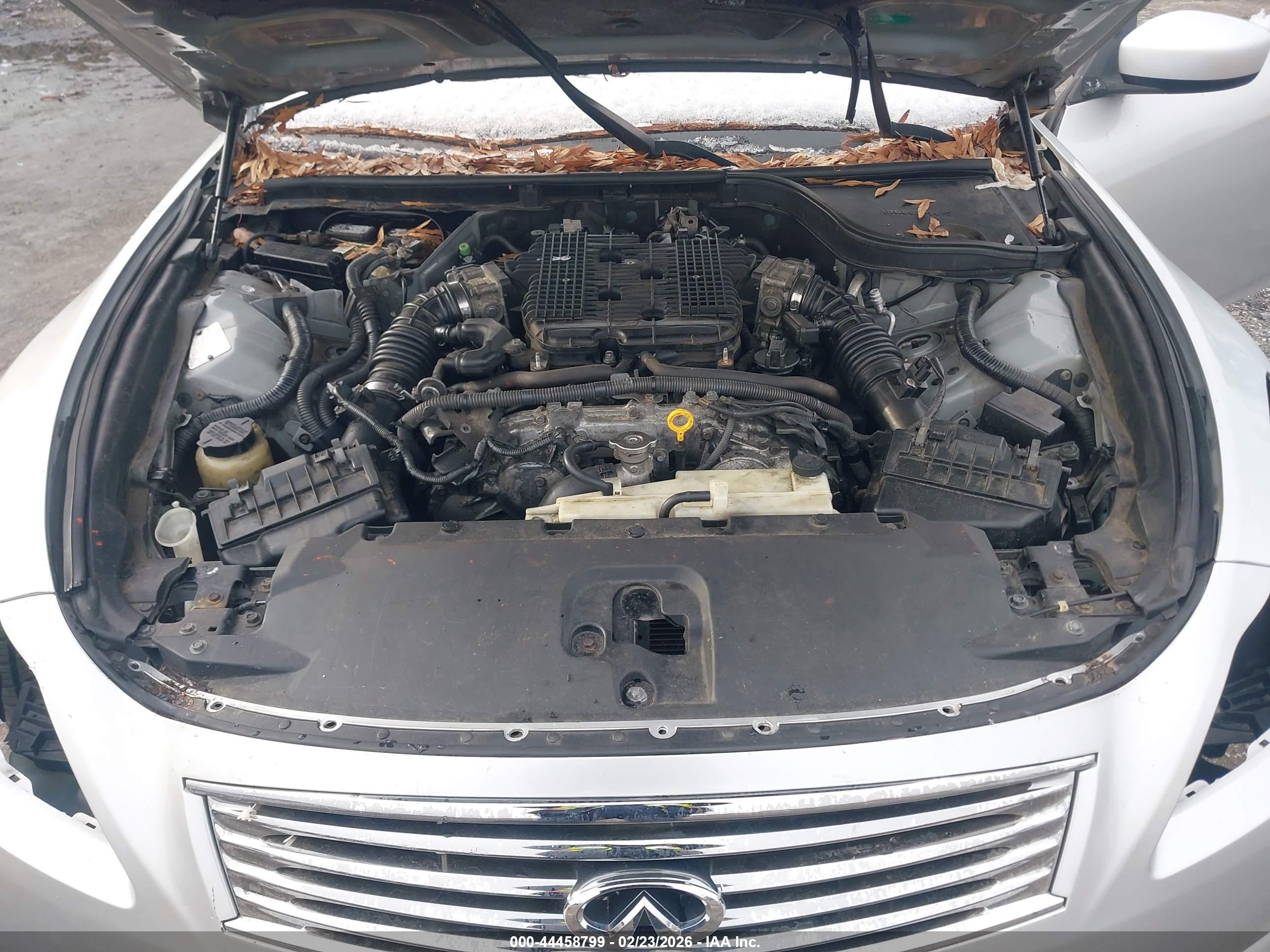 INFINITI G37 image 10