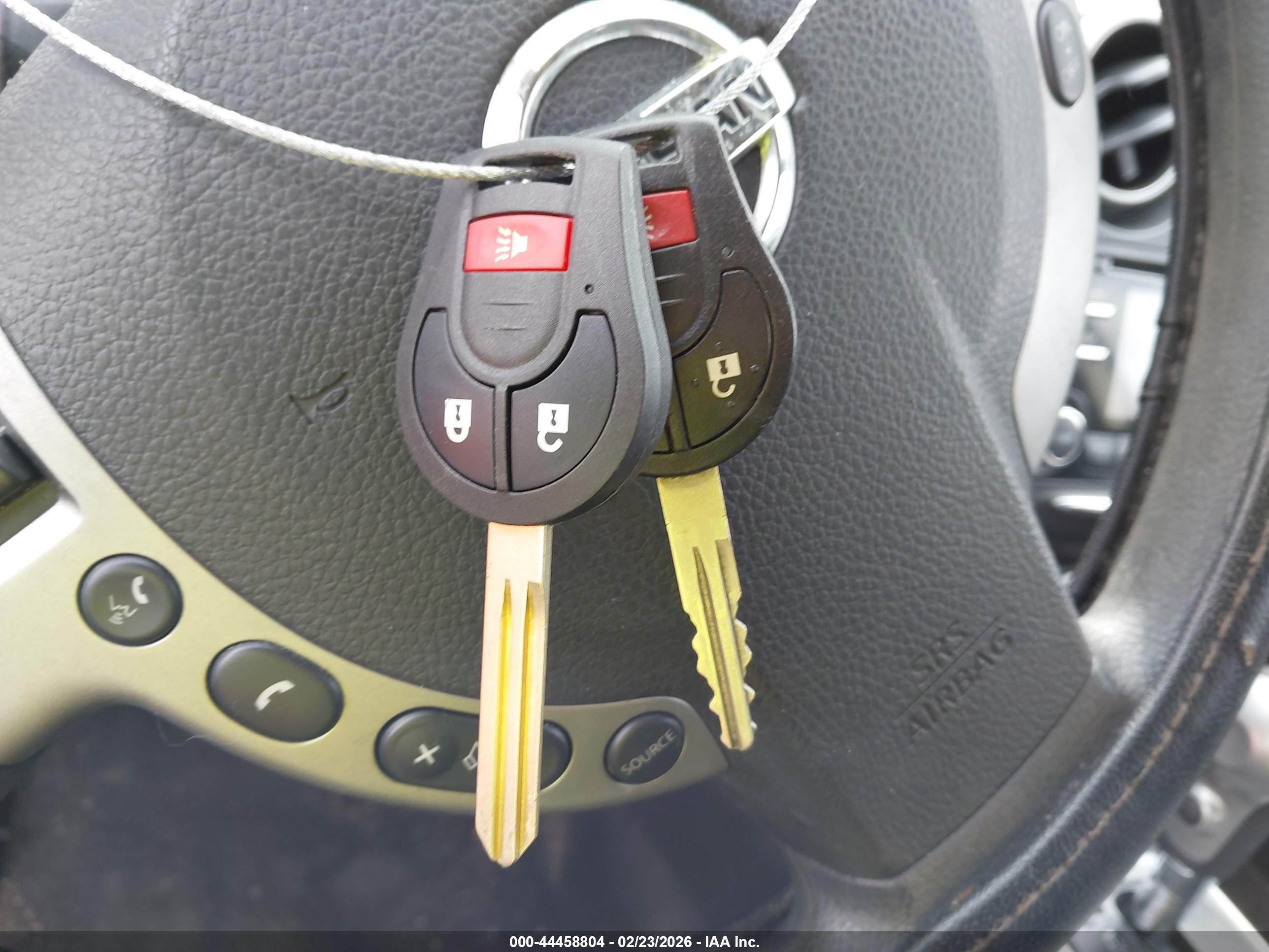 NISSAN ROGUE image 11