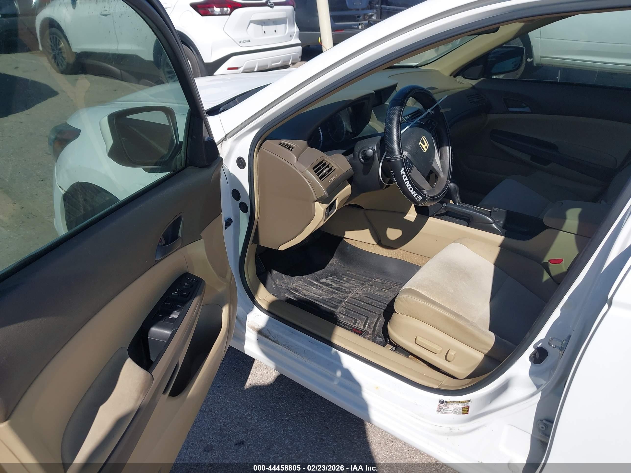 HONDA ACCORD image 5