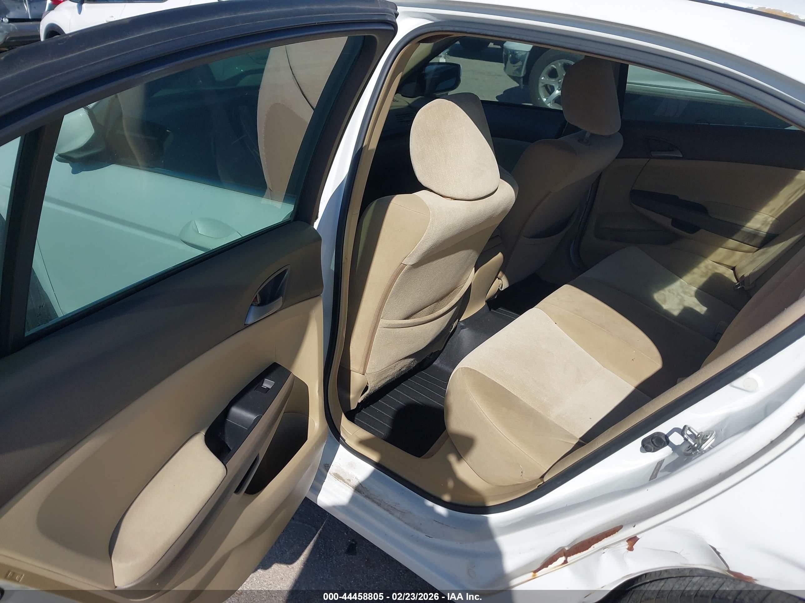 HONDA ACCORD image 8
