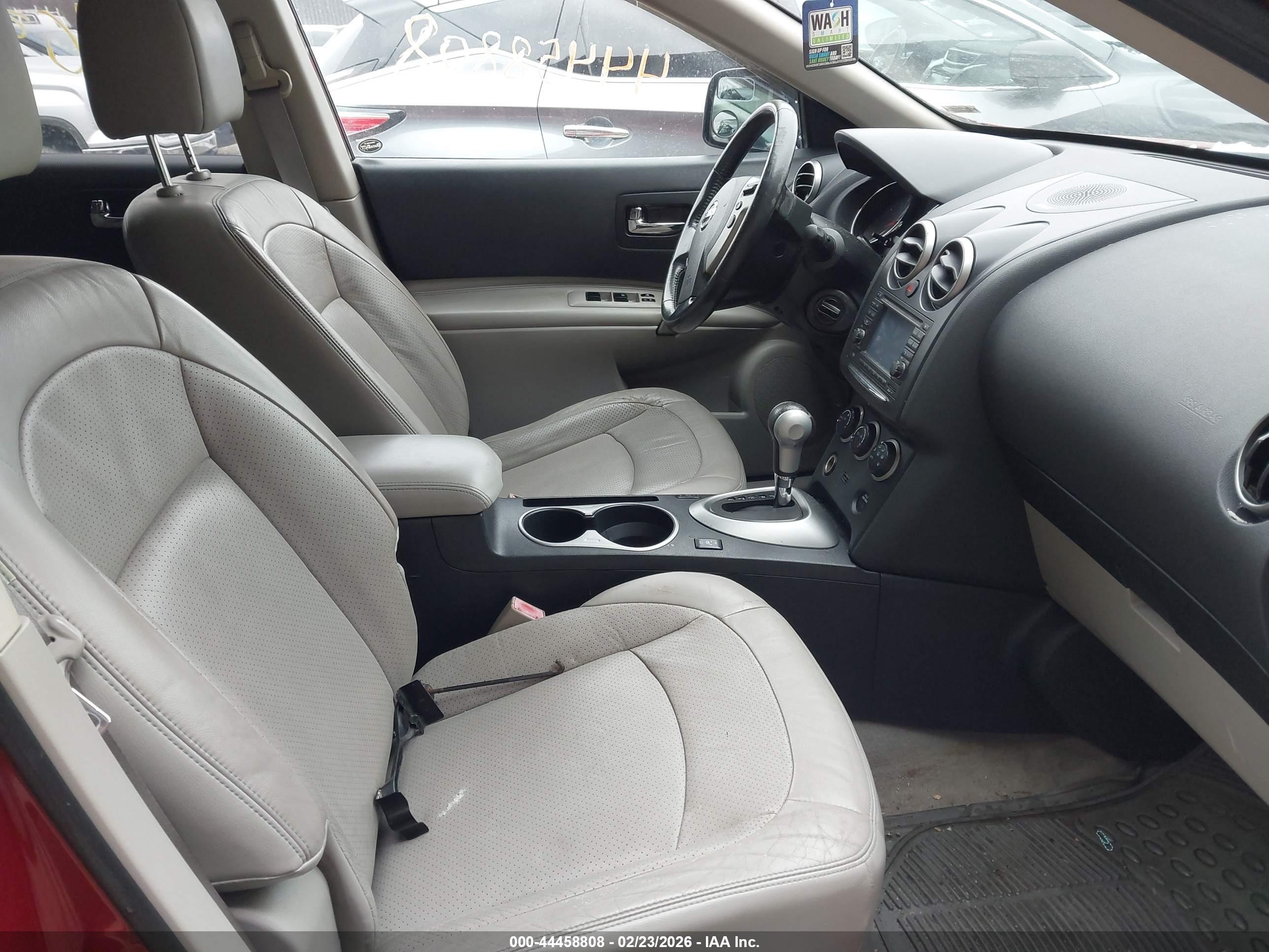 NISSAN ROGUE image 5
