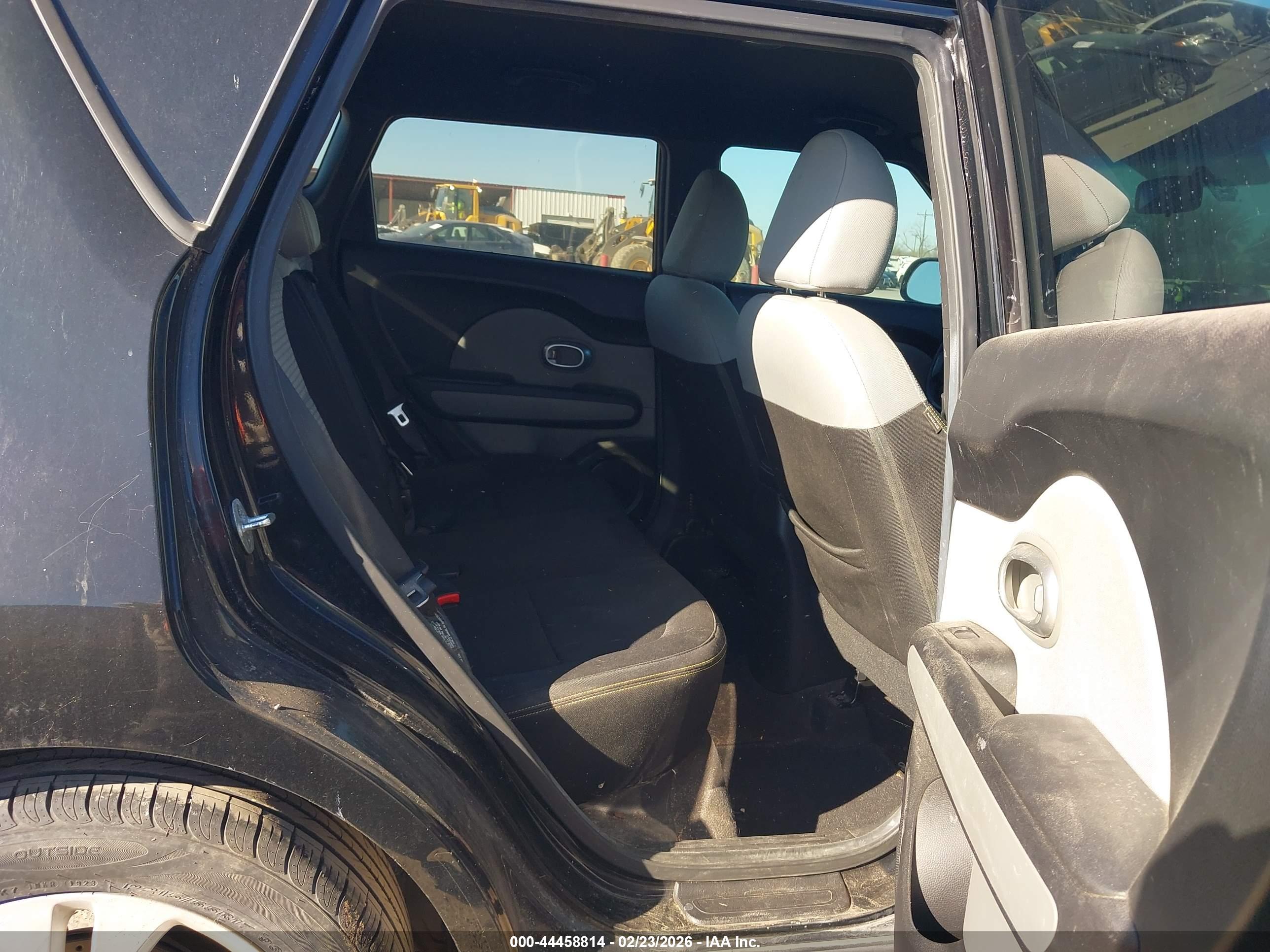 KIA SOUL image 8