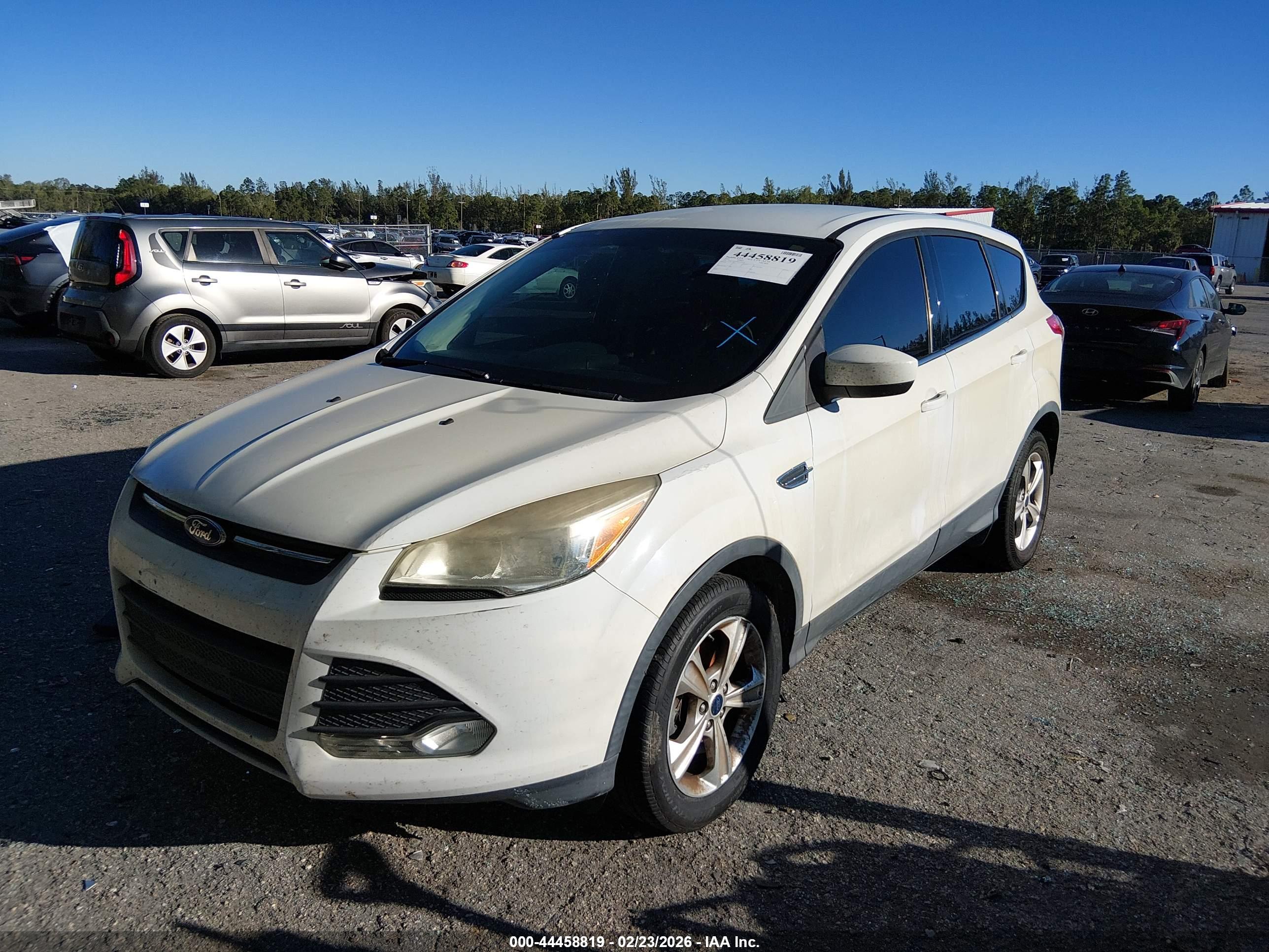 FORD ESCAPE image 6