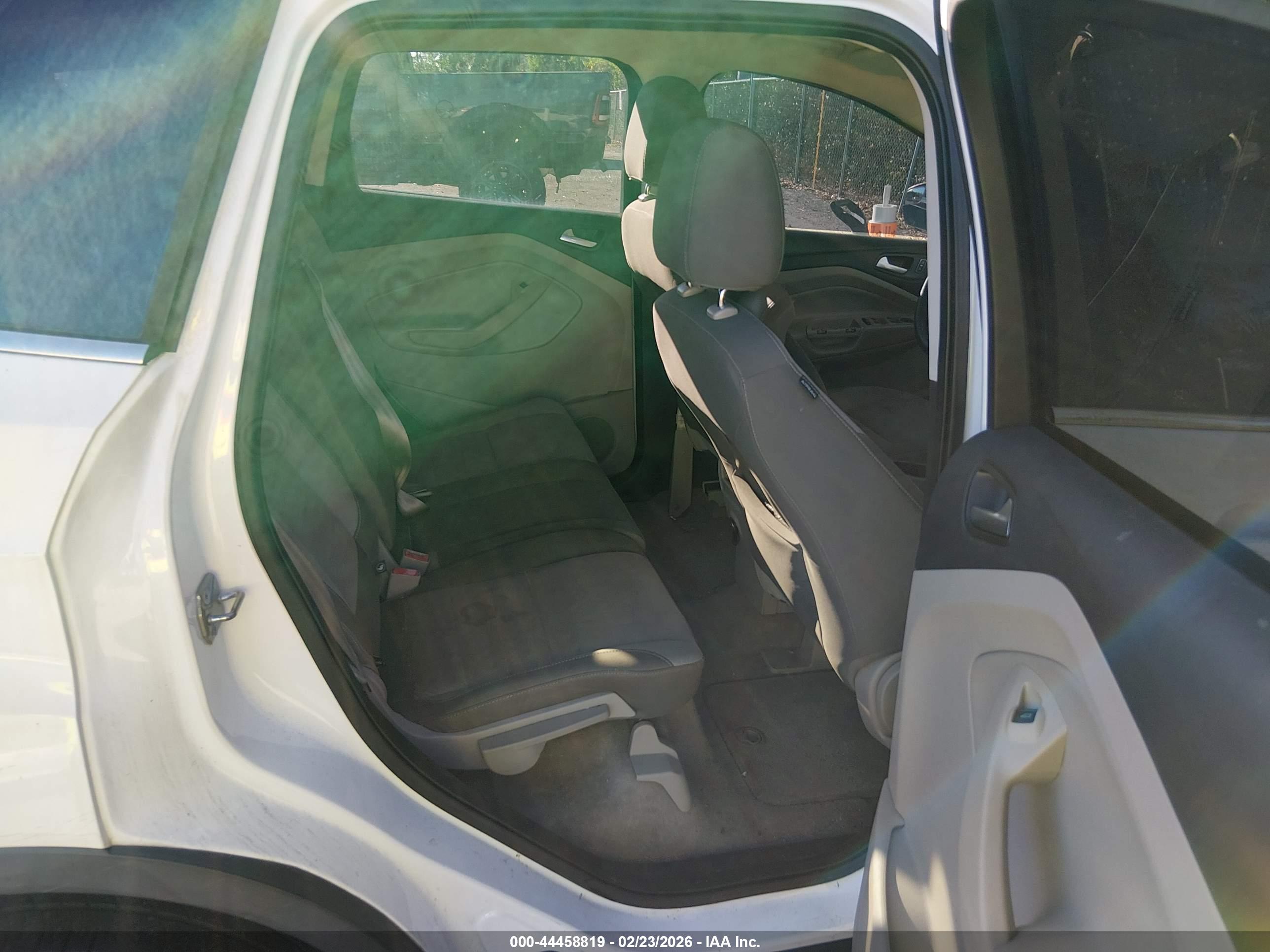 FORD ESCAPE image 8
