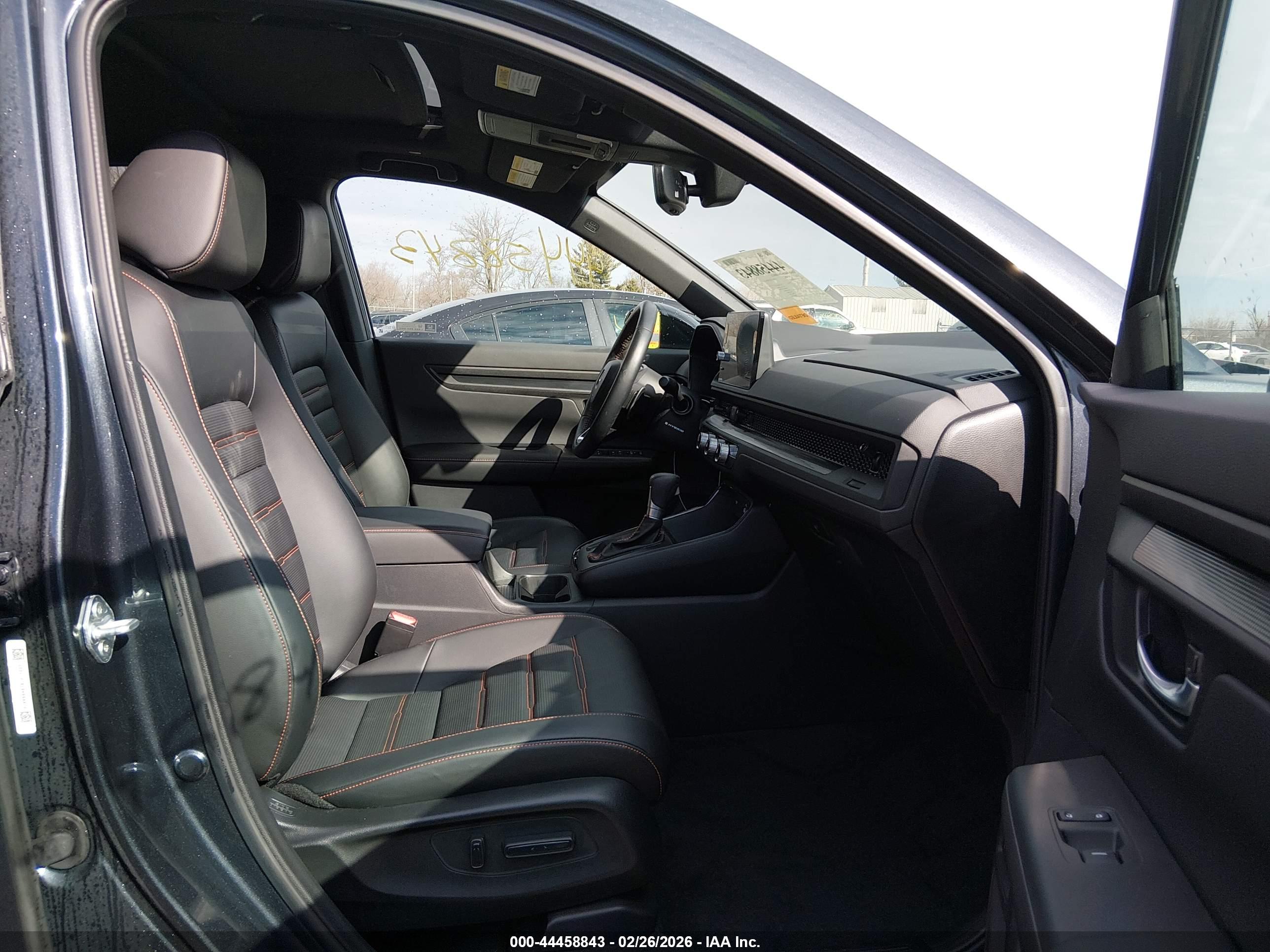 HONDA CR-V image 5