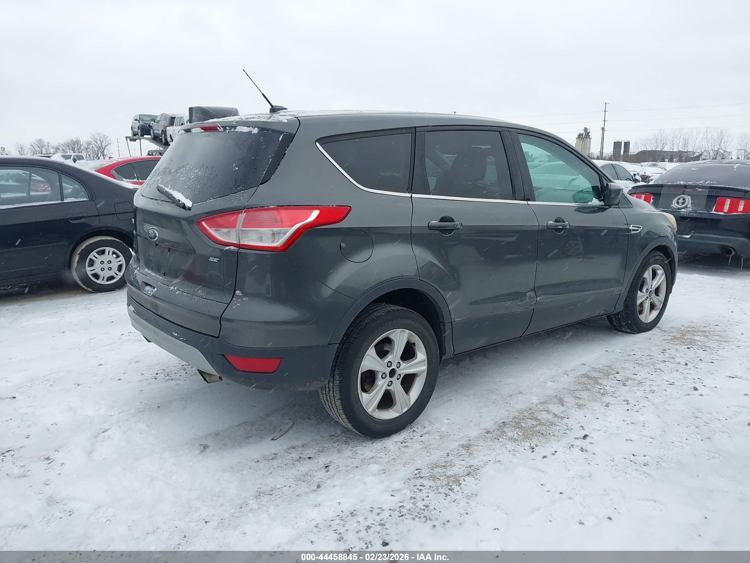 FORD ESCAPE image 4