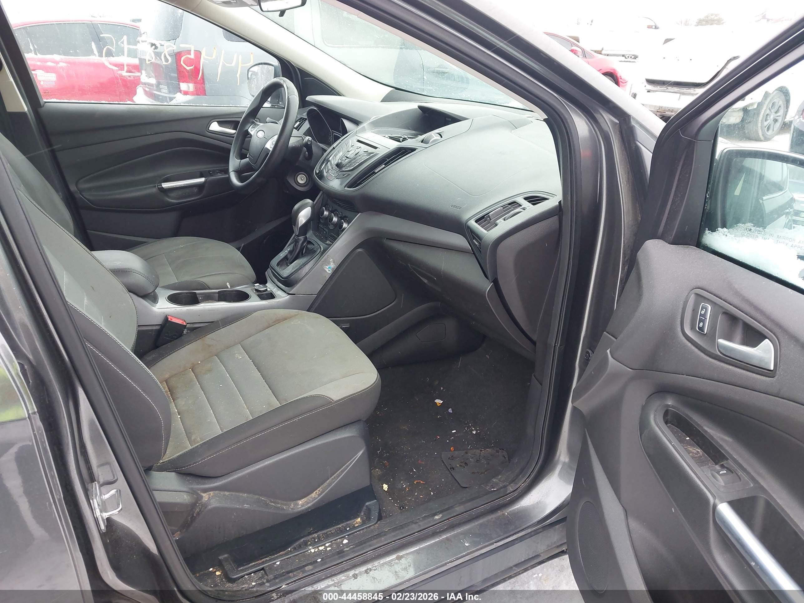 FORD ESCAPE image 5