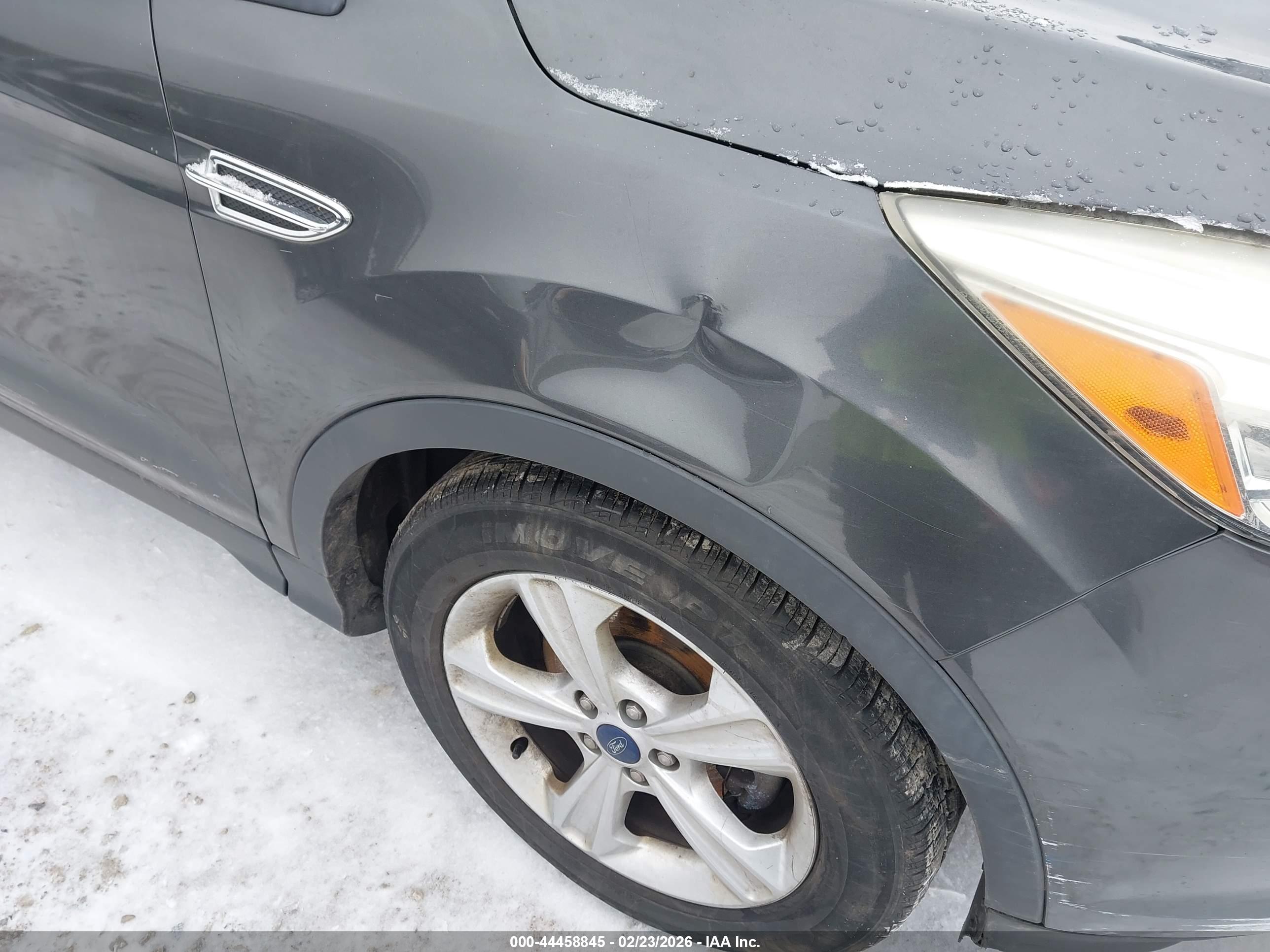 FORD ESCAPE image 6