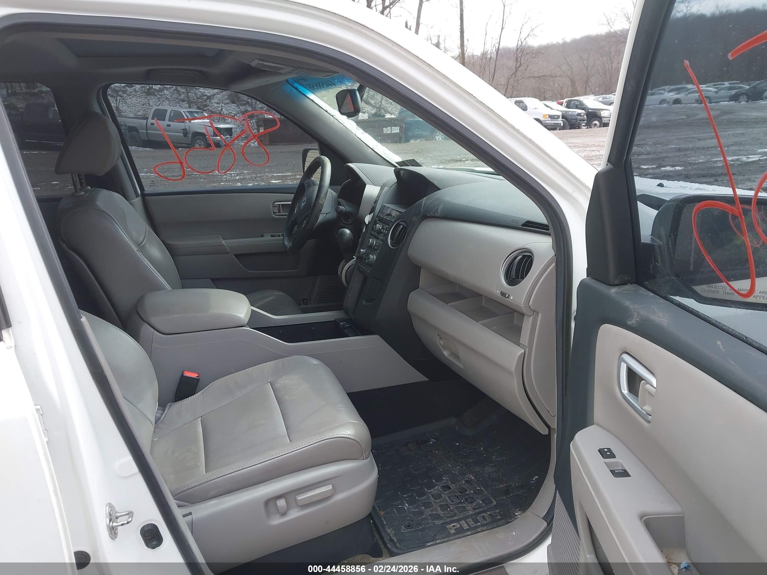 HONDA PILOT image 5