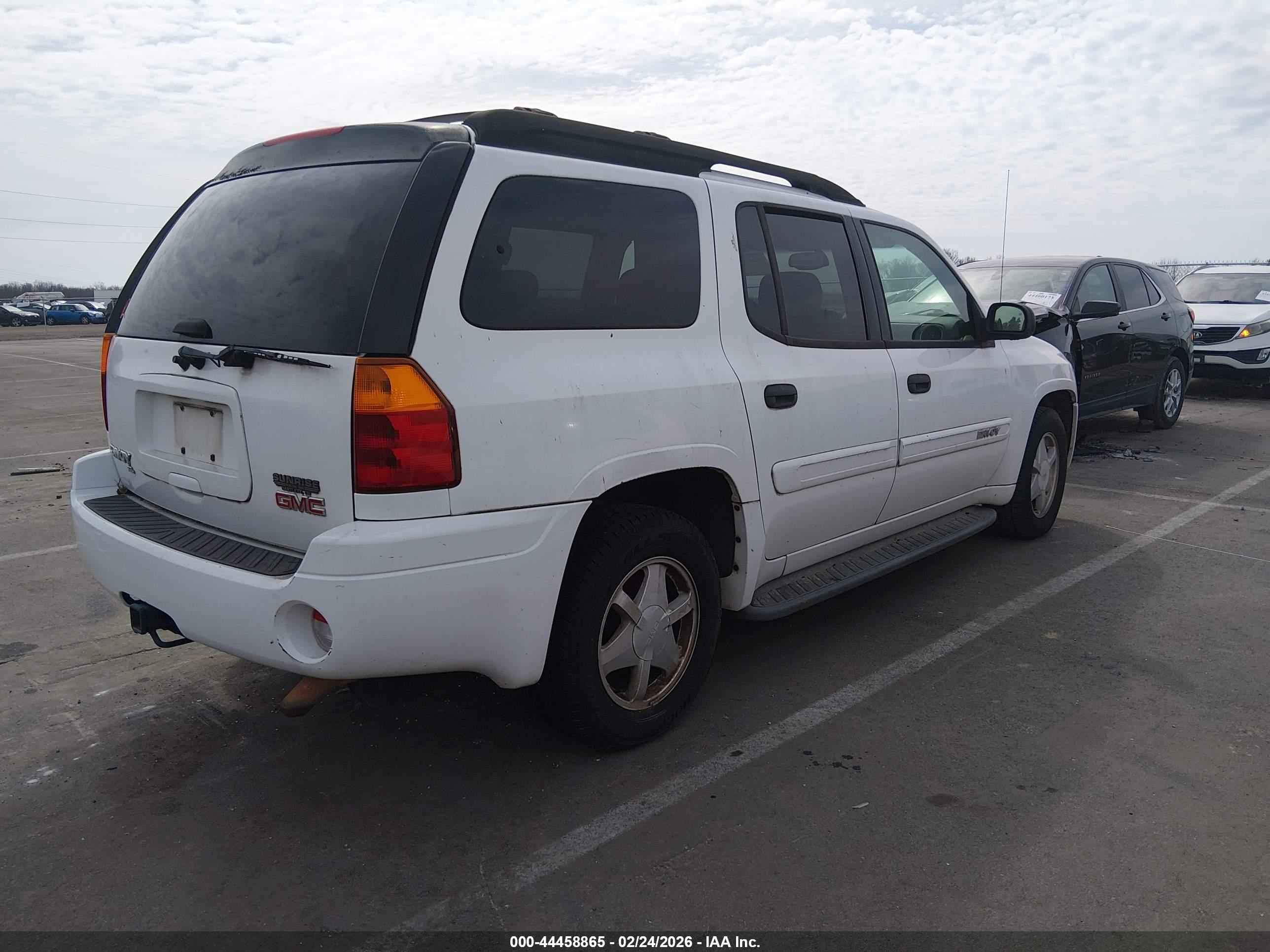 GMC ENVOY image 4
