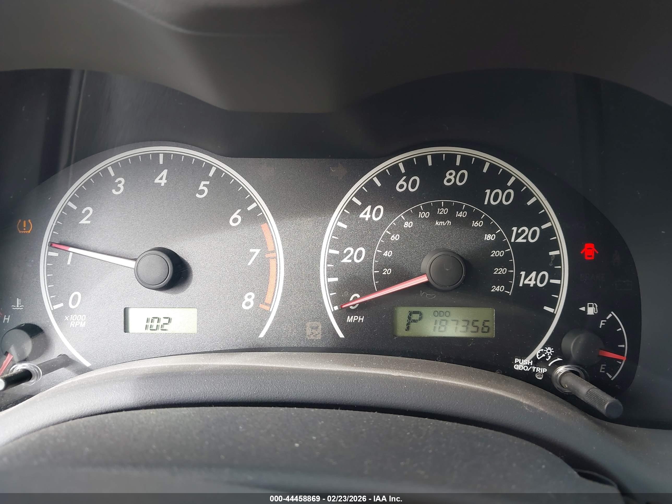 TOYOTA COROLLA image 7