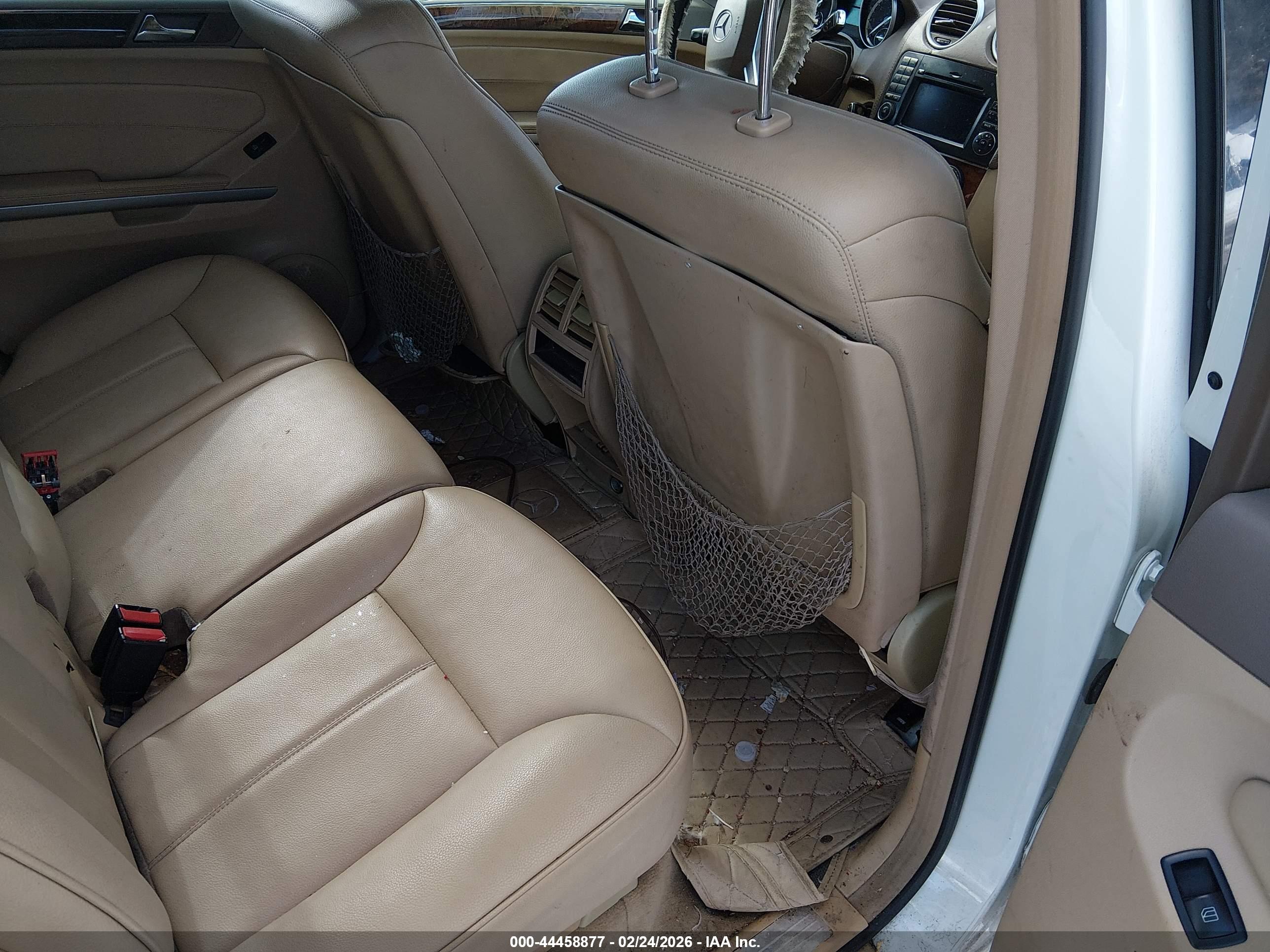 MERCEDES-BENZ GL image 8
