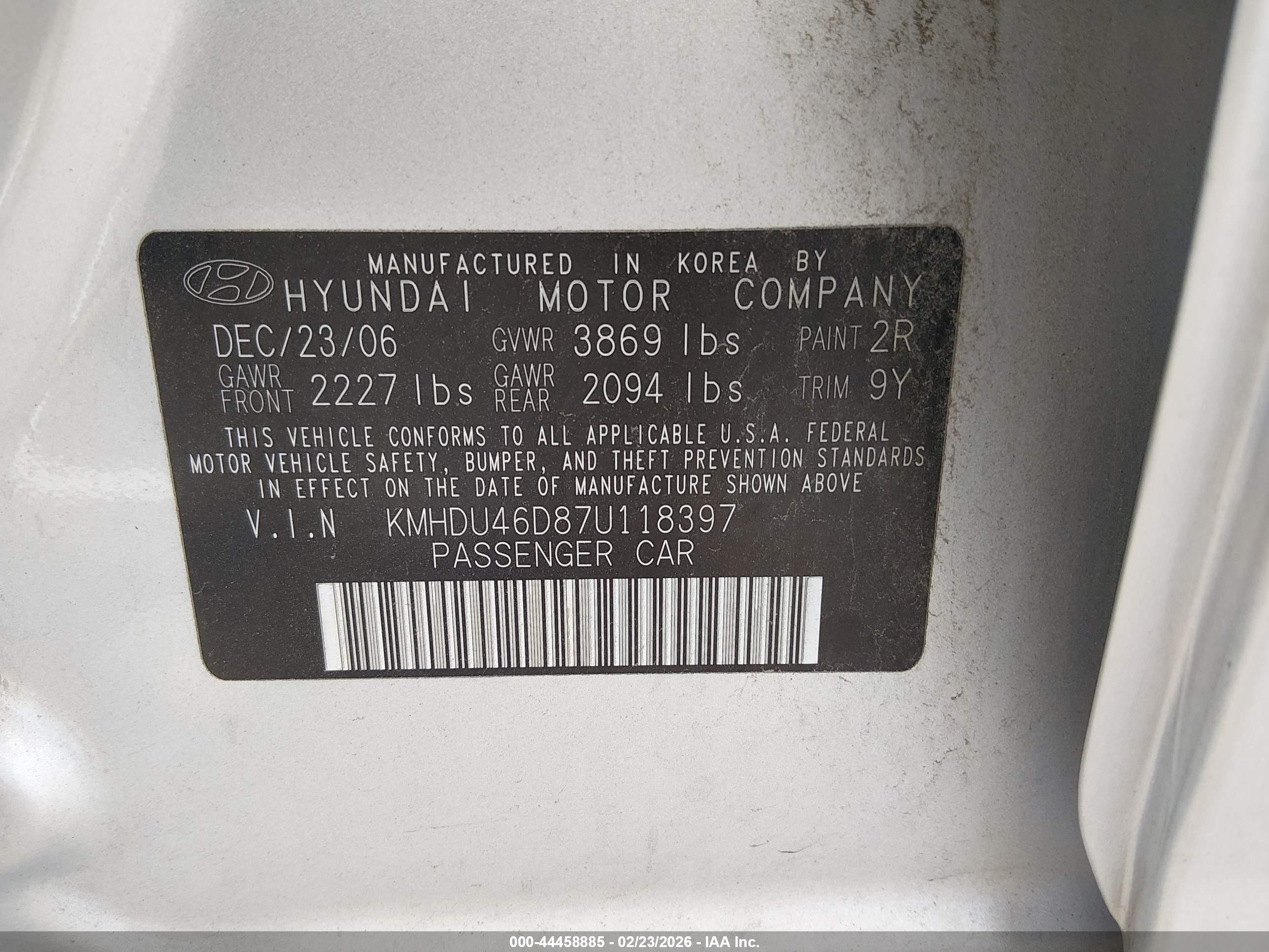 HYUNDAI ELANTRA image 9