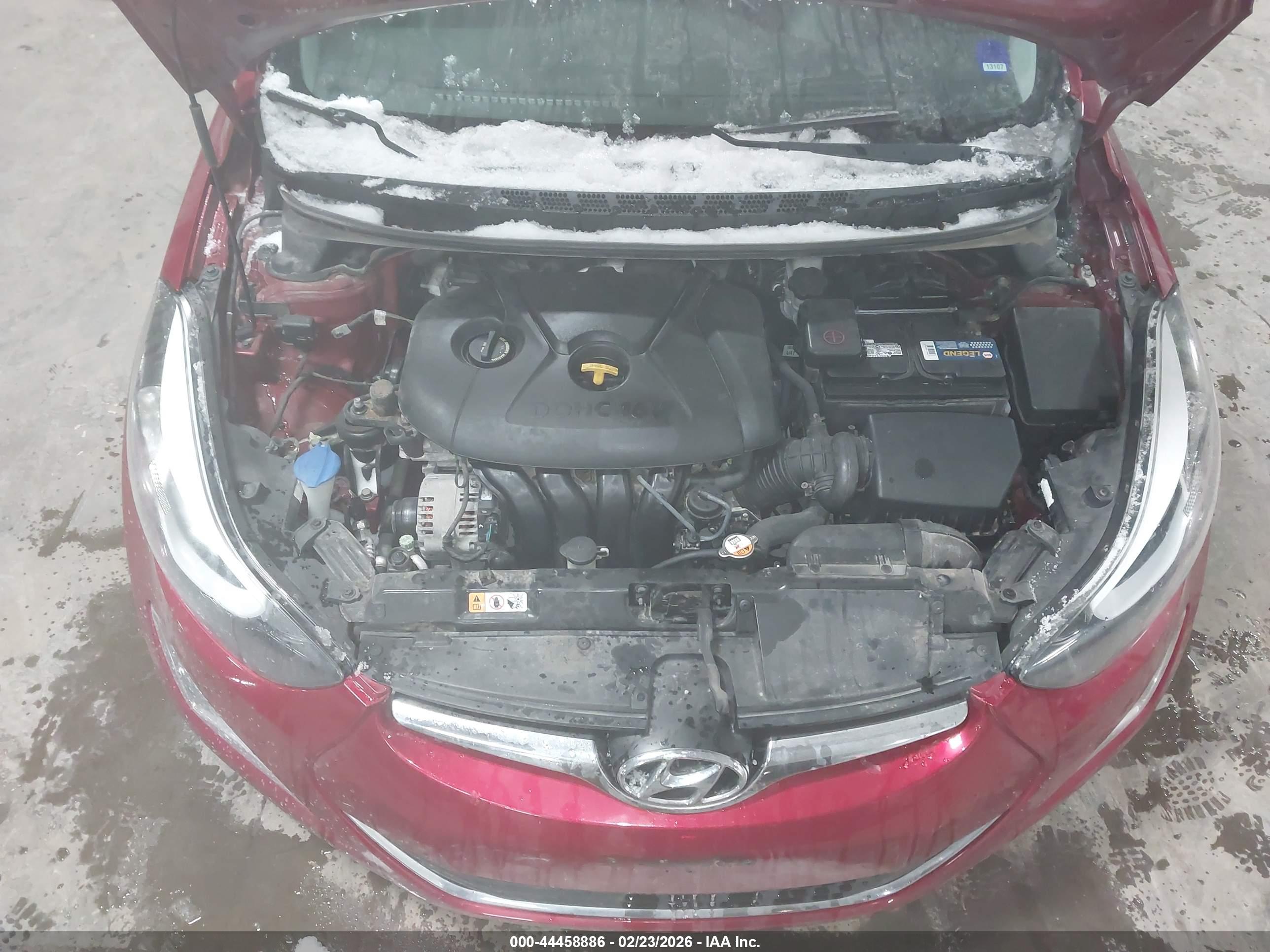 HYUNDAI ELANTRA image 10
