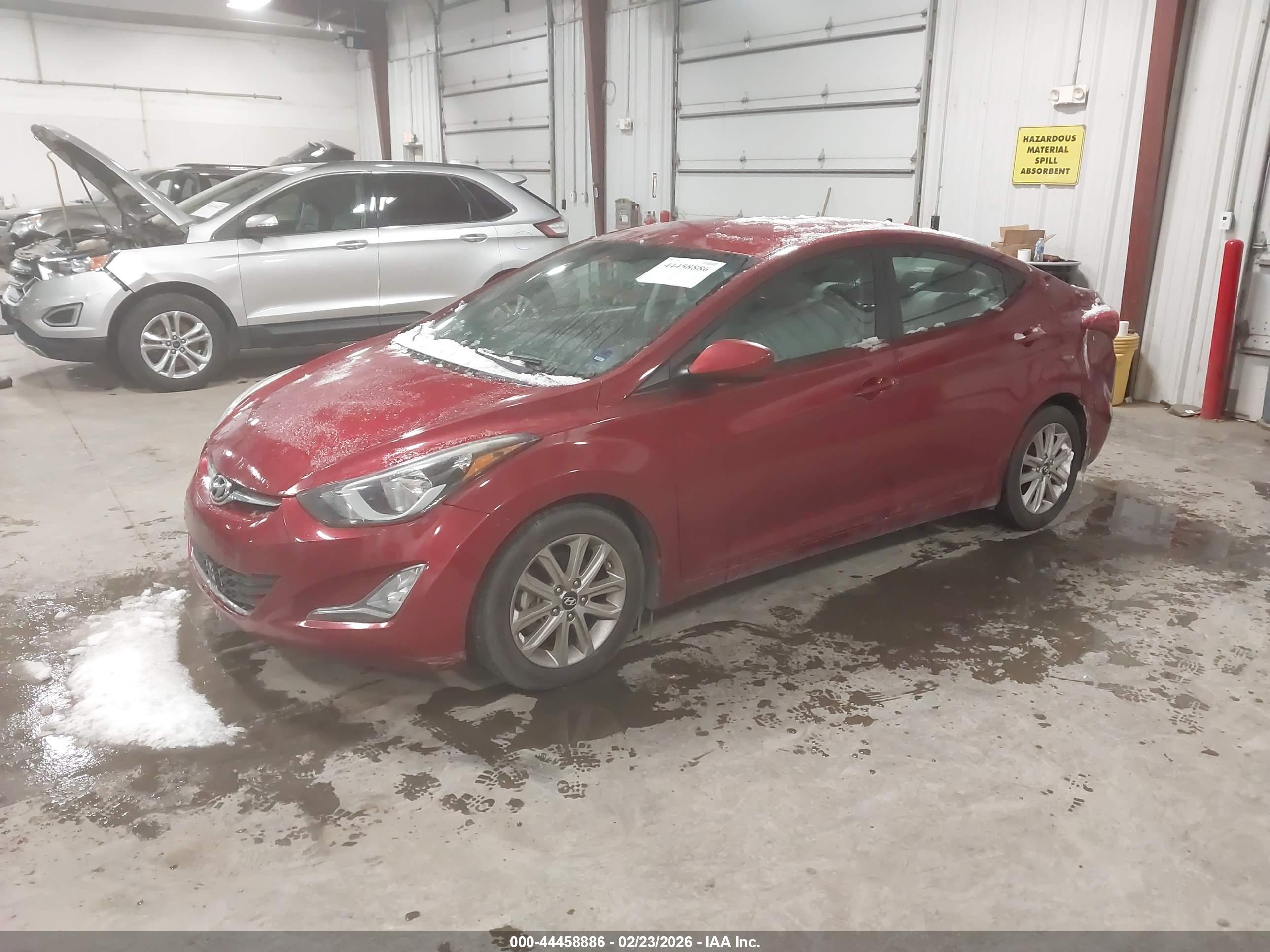 HYUNDAI ELANTRA image 2