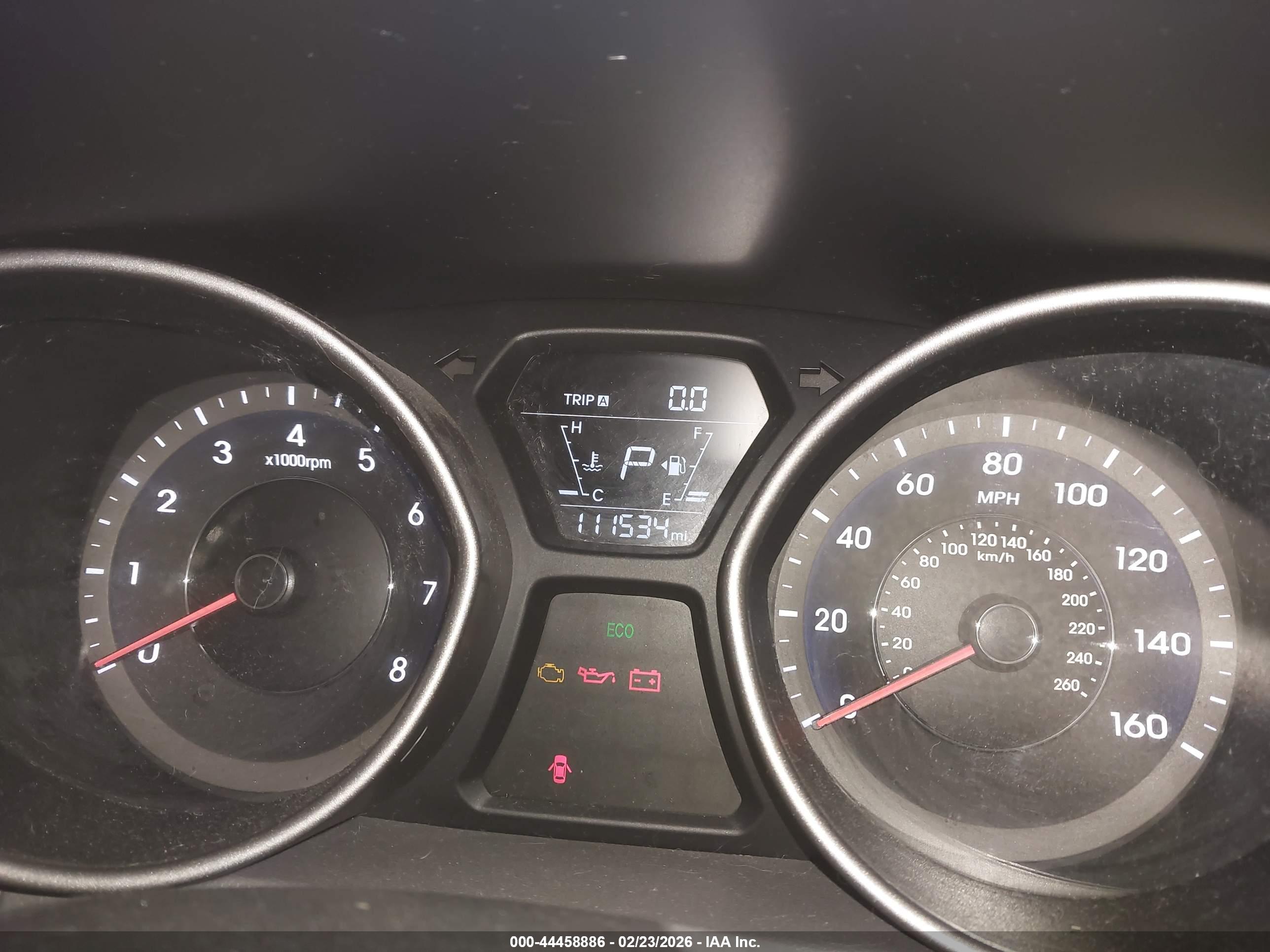 HYUNDAI ELANTRA image 7