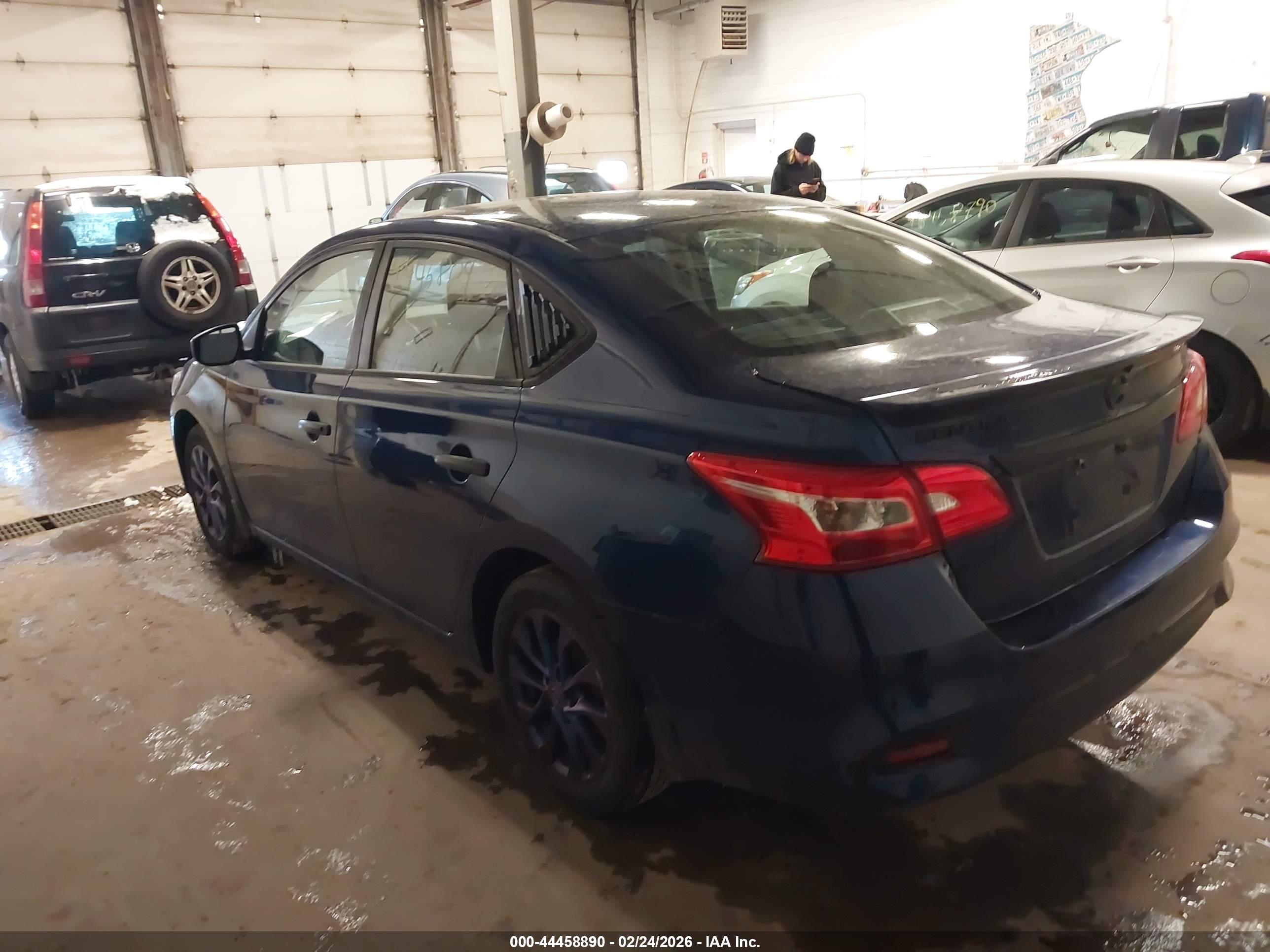 NISSAN SENTRA image 3