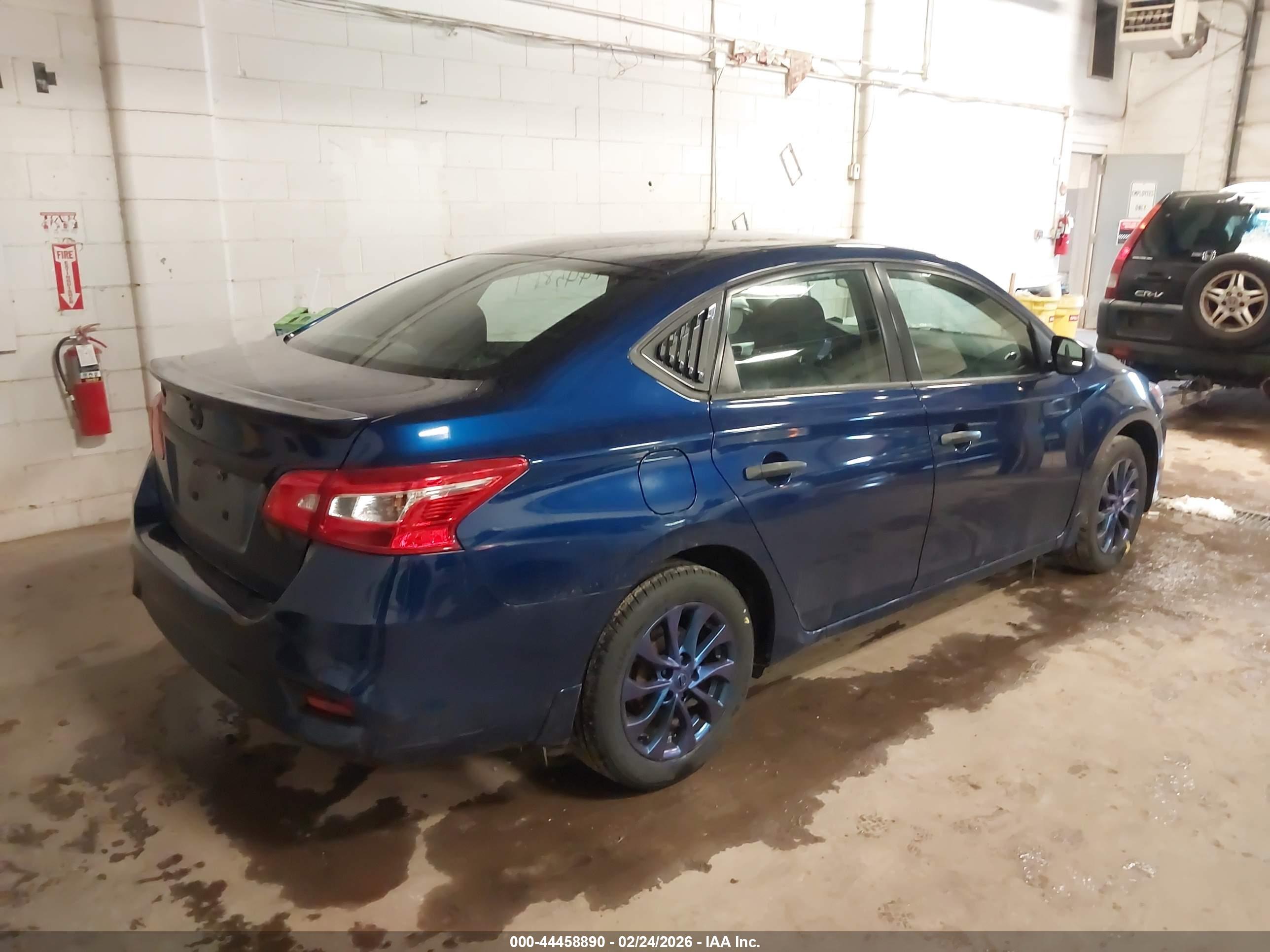 NISSAN SENTRA image 4