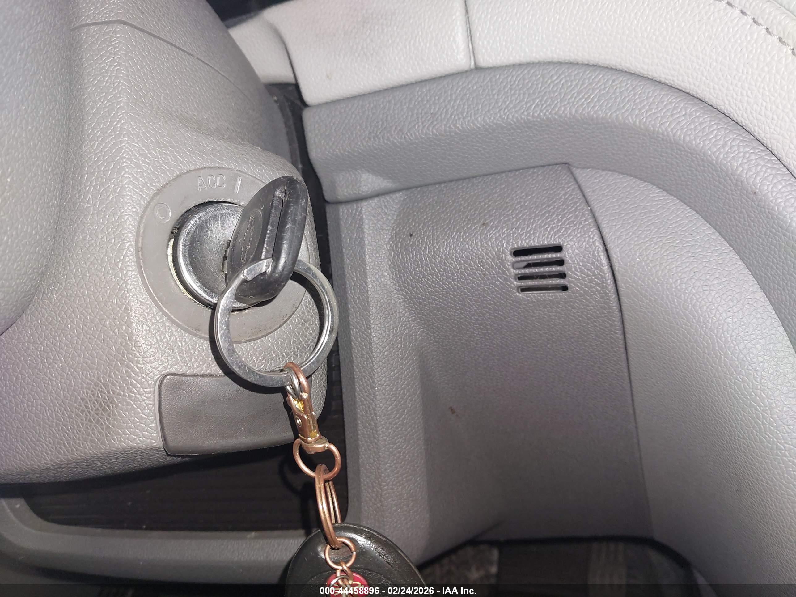 CHEVROLET TRAVERSE image 11